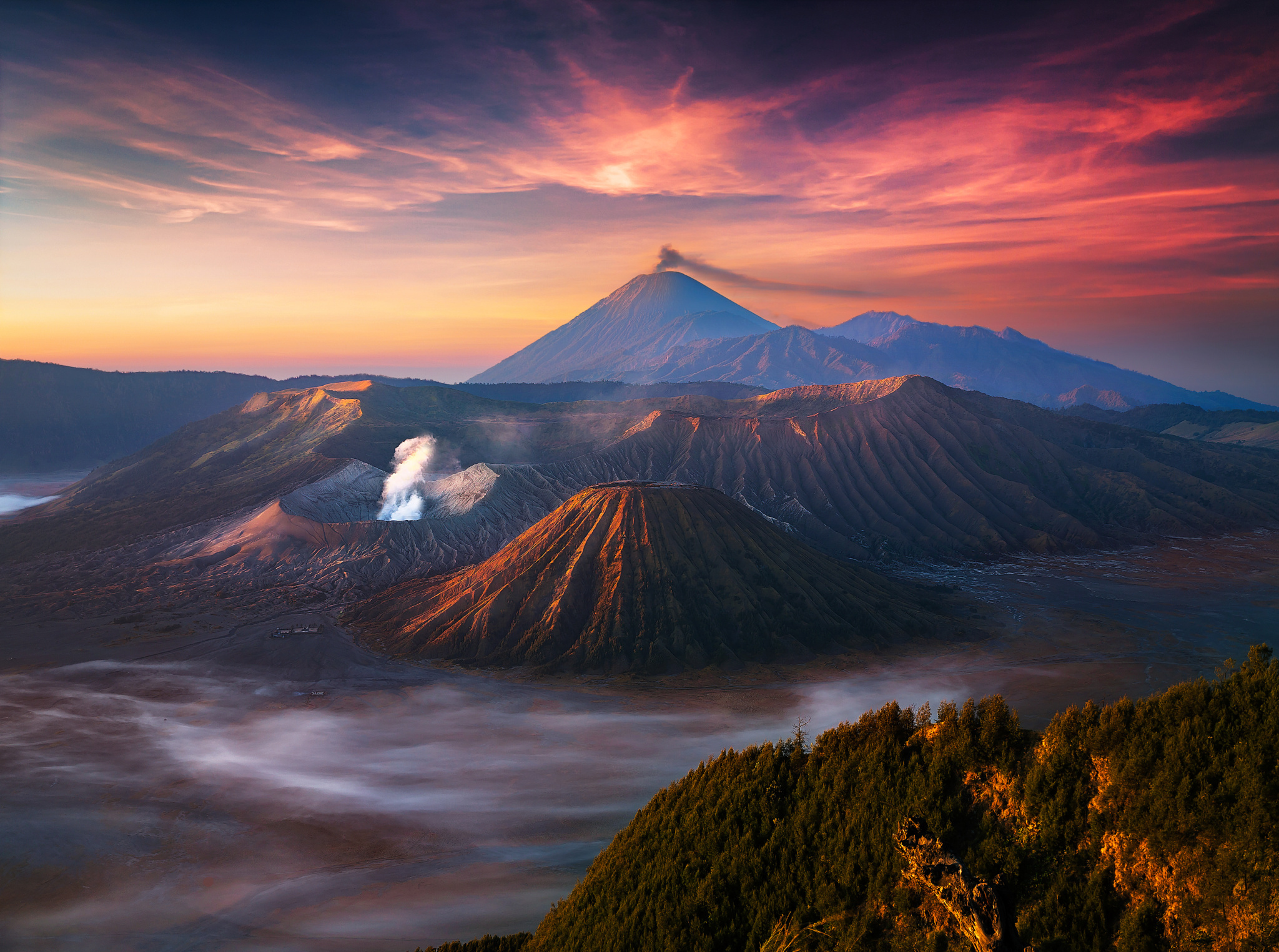 Mount Bromo Volcano Indonesia Landscape Mountain 2048x1525