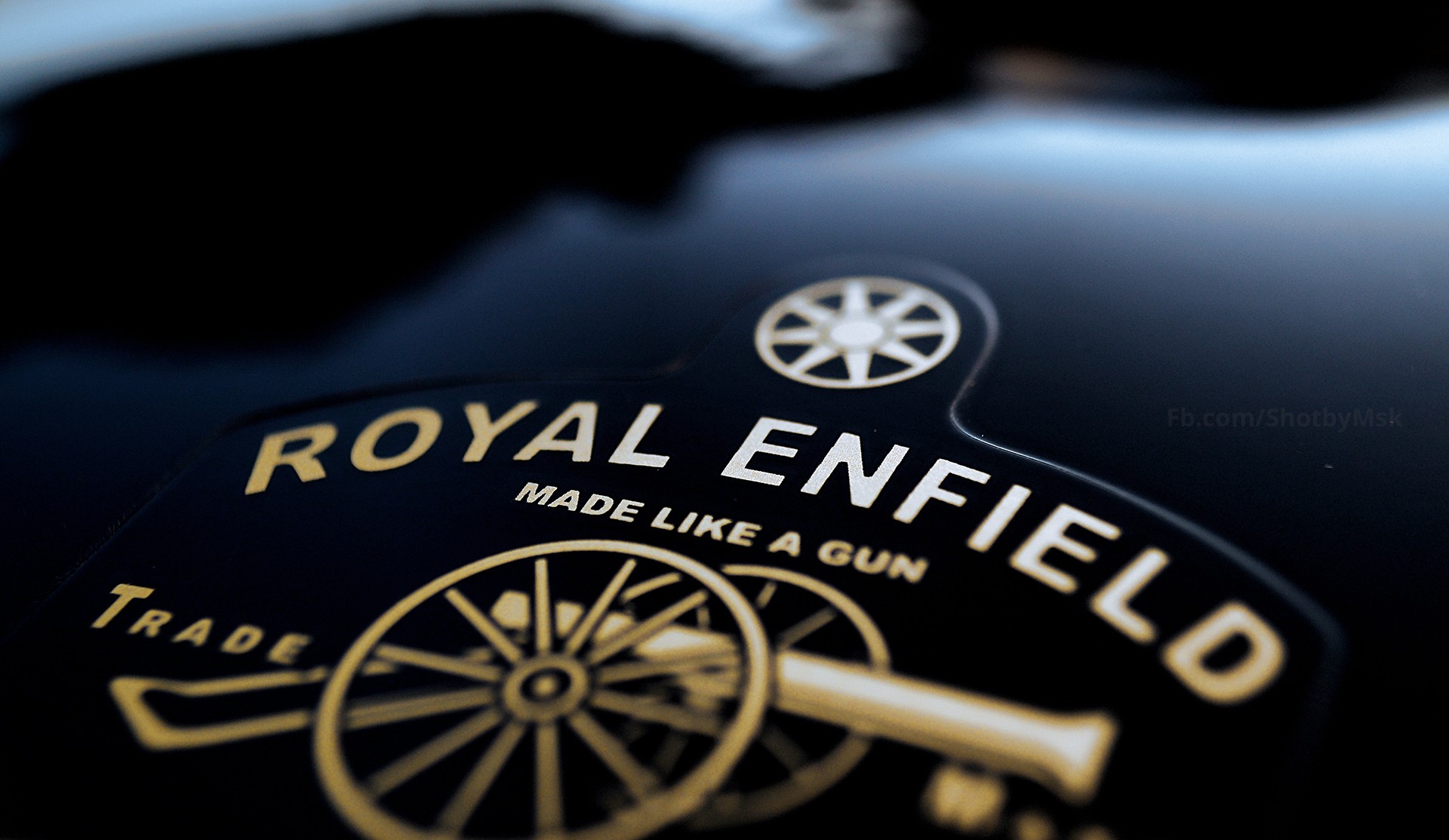 Royal Enfield Macro Logo 1920x1113