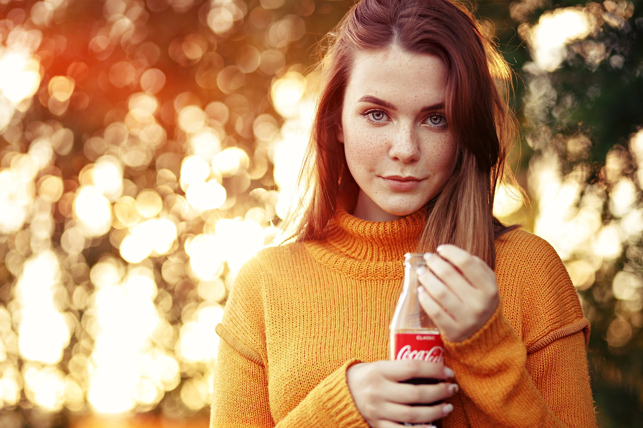 Evgeny Bulatov Portrait Brunette Freckles Depth Of Field Coca Cola Women Outdoors Face Looking At Vi 2048x1365