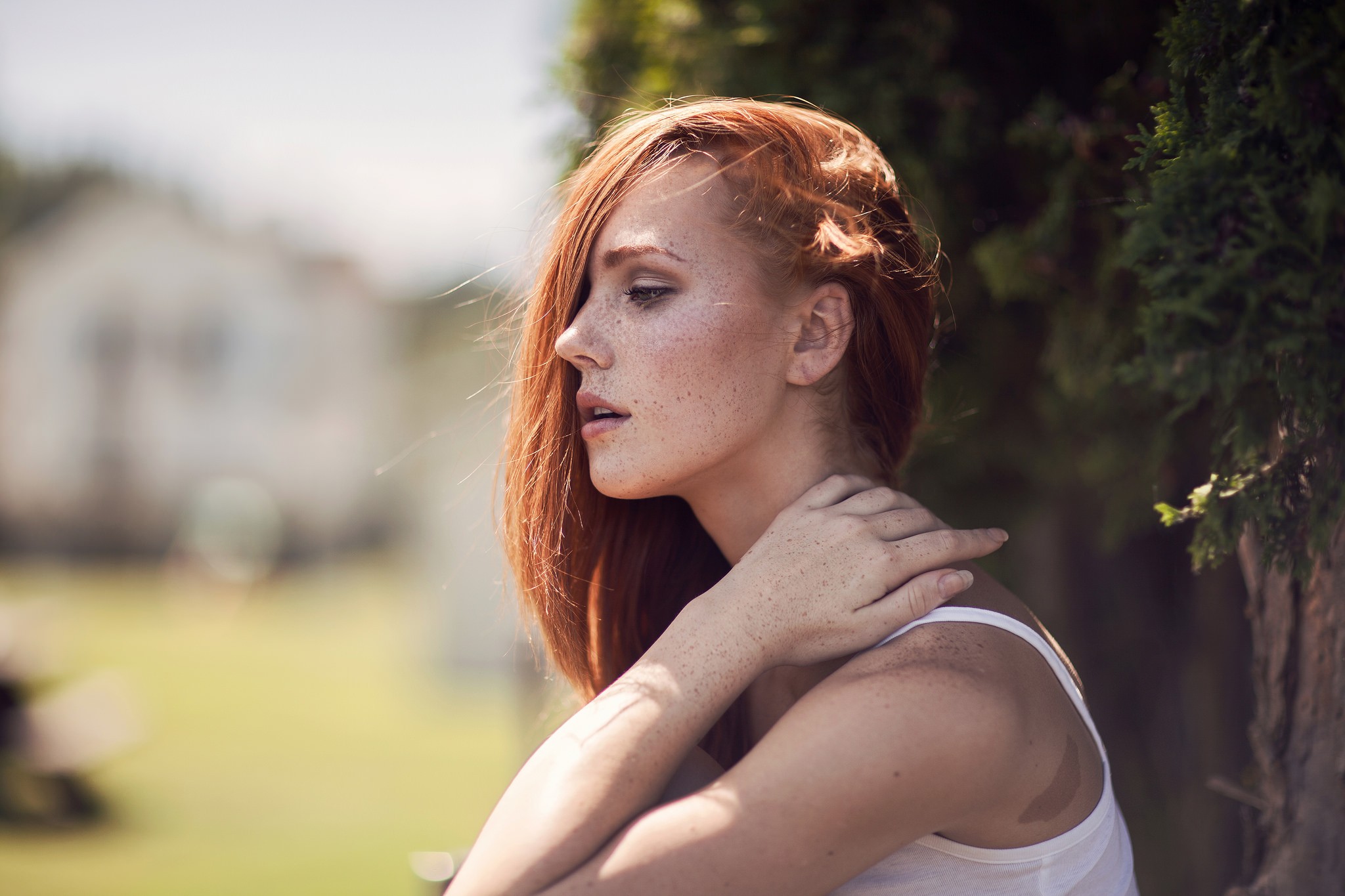 Women Ruby James Redhead Freckles Hair In Face Profile Looking Away Kyra Karmichael Women Outdoors 2048x1365