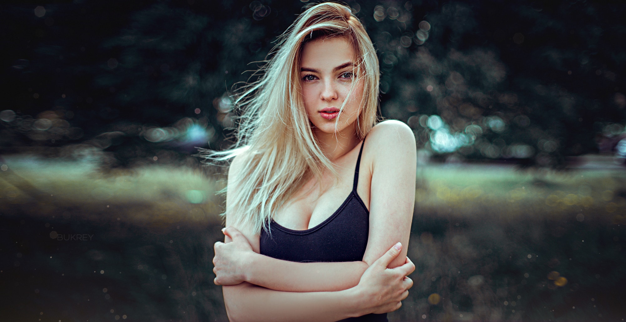 Women Blonde Face Women Outdoors Dark Eyes Tank Top Bokeh Portrait Kirill Bukrey 2000x1029