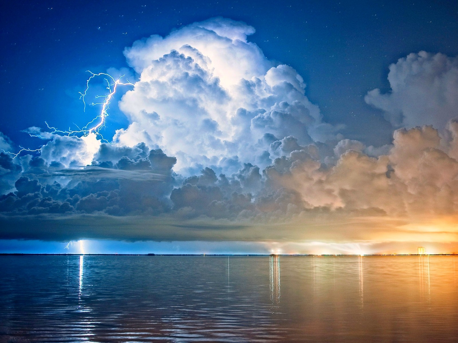 Lightning Clouds Storm Starry Night Cape Canaveral Florida Sea Street Light Water Blue White Yellow  1600x1198