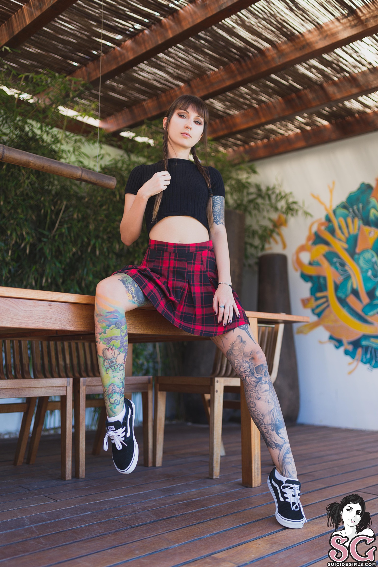 Discordia Suicide Brunette Inked Girls Tattoo Pierced Nose High Waisted 1541x2312