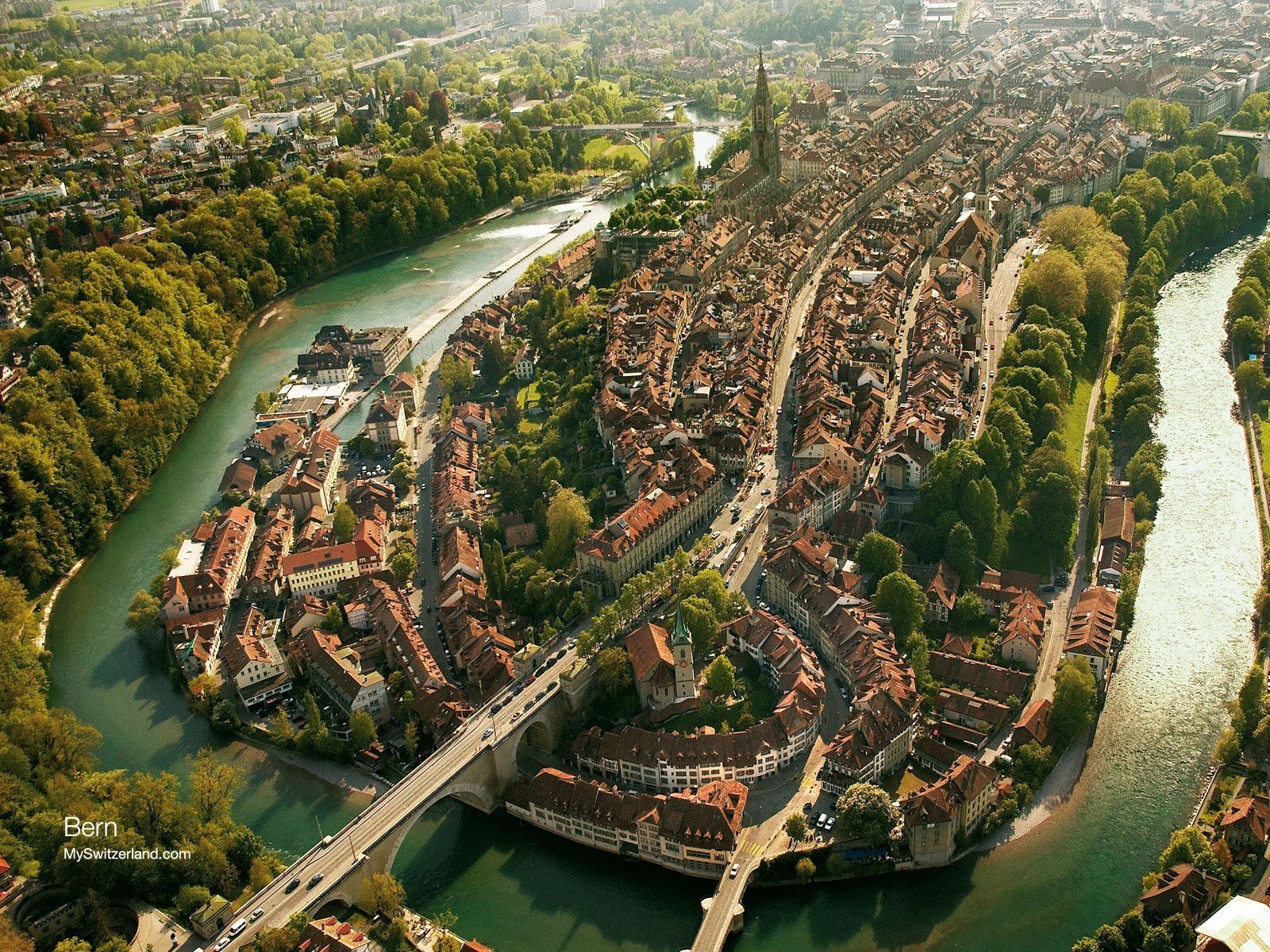 Cityscape Bern Switzerland 1600x1200