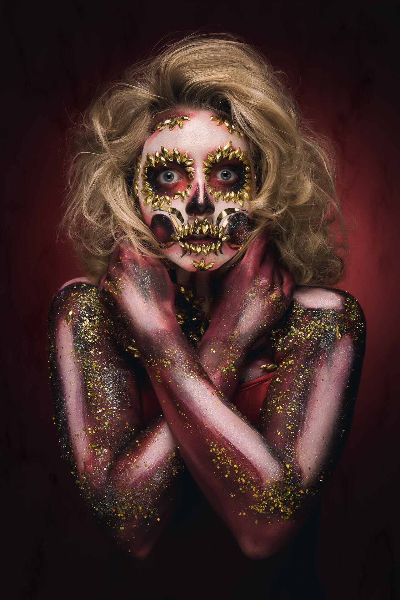 Gavin Woodgate Body Paint Face Red Background Makeup Women Model 500px Sugar Skull Blonde Creepy Dia 1280x1918