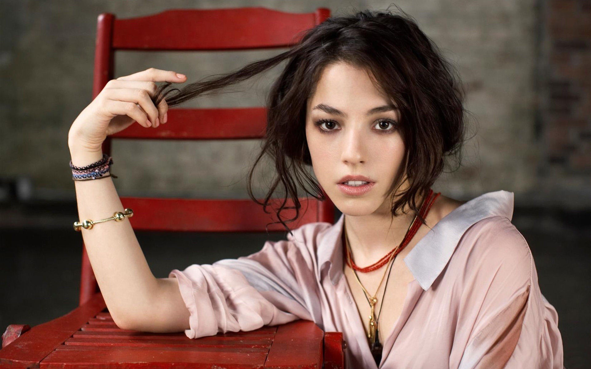 Olivia Thirlby Celebrity Brunette Women Actress Looking At Viewer 1920x1200