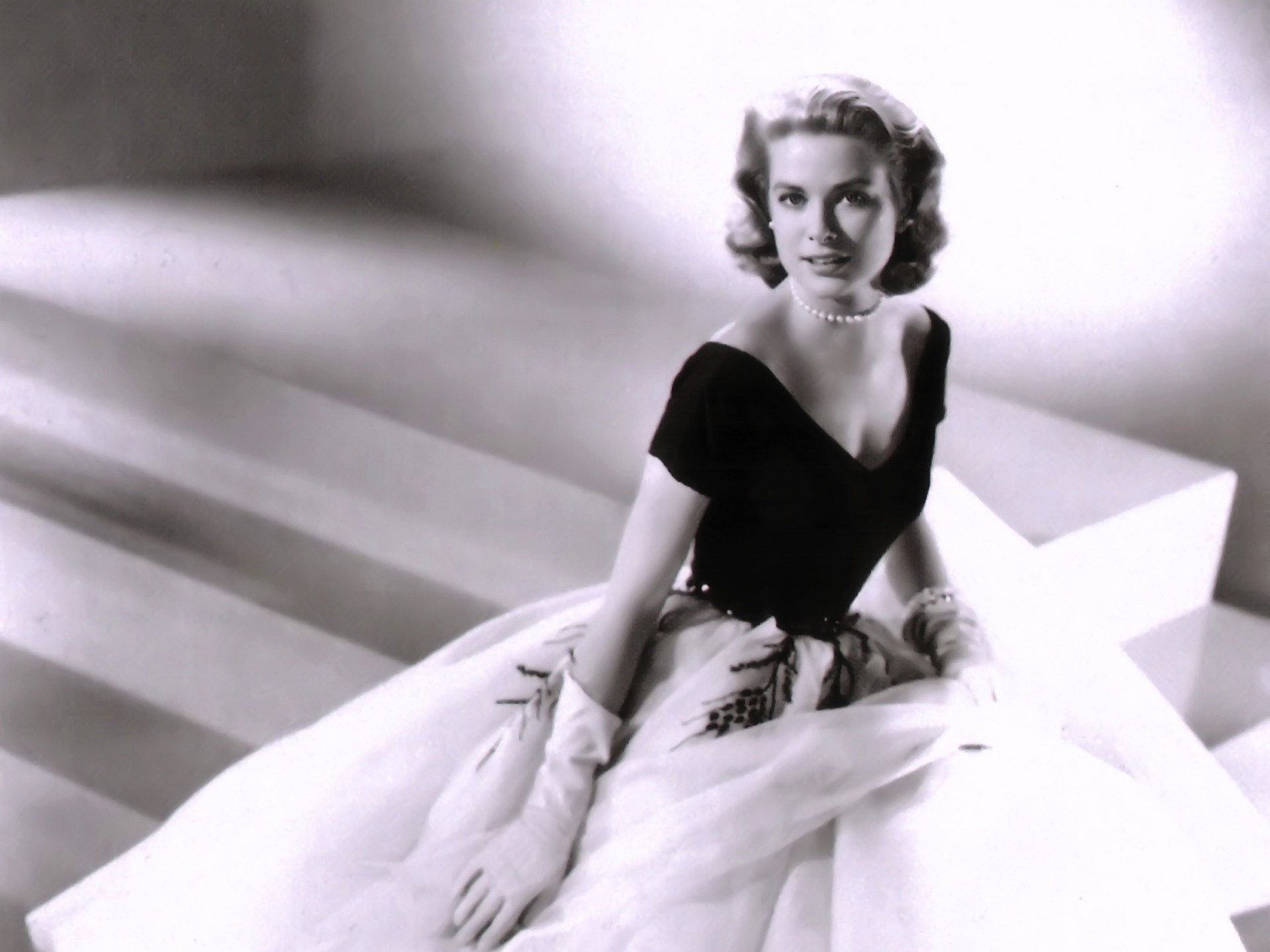 Grace Kelly 1920x1439