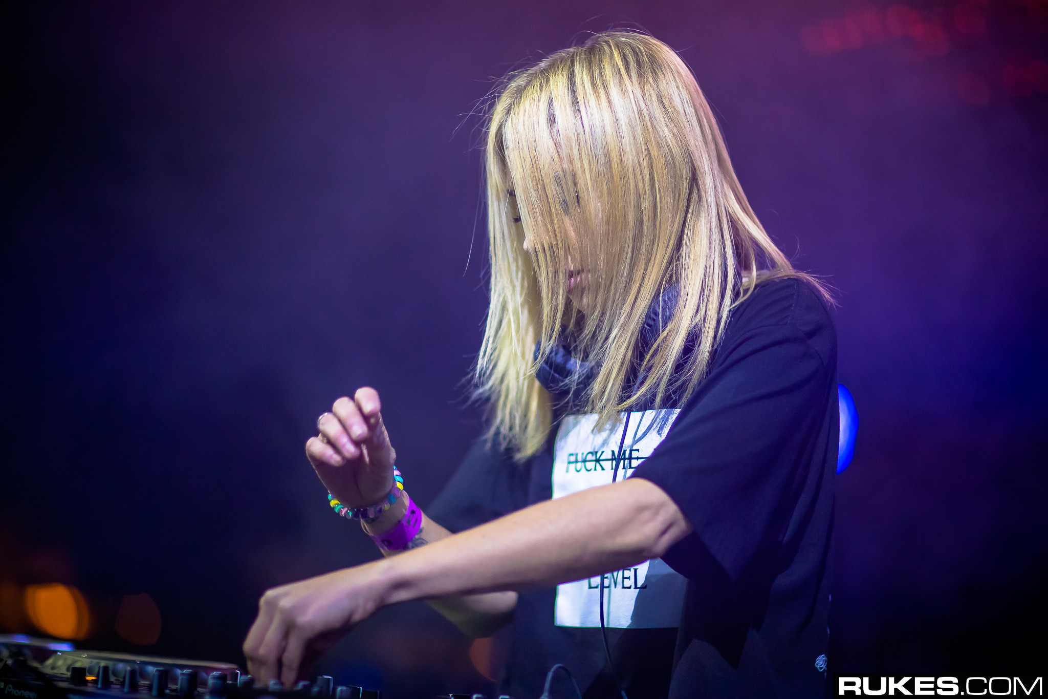 Alison Wonderland DJs Blonde Rukes Women 2048x1365