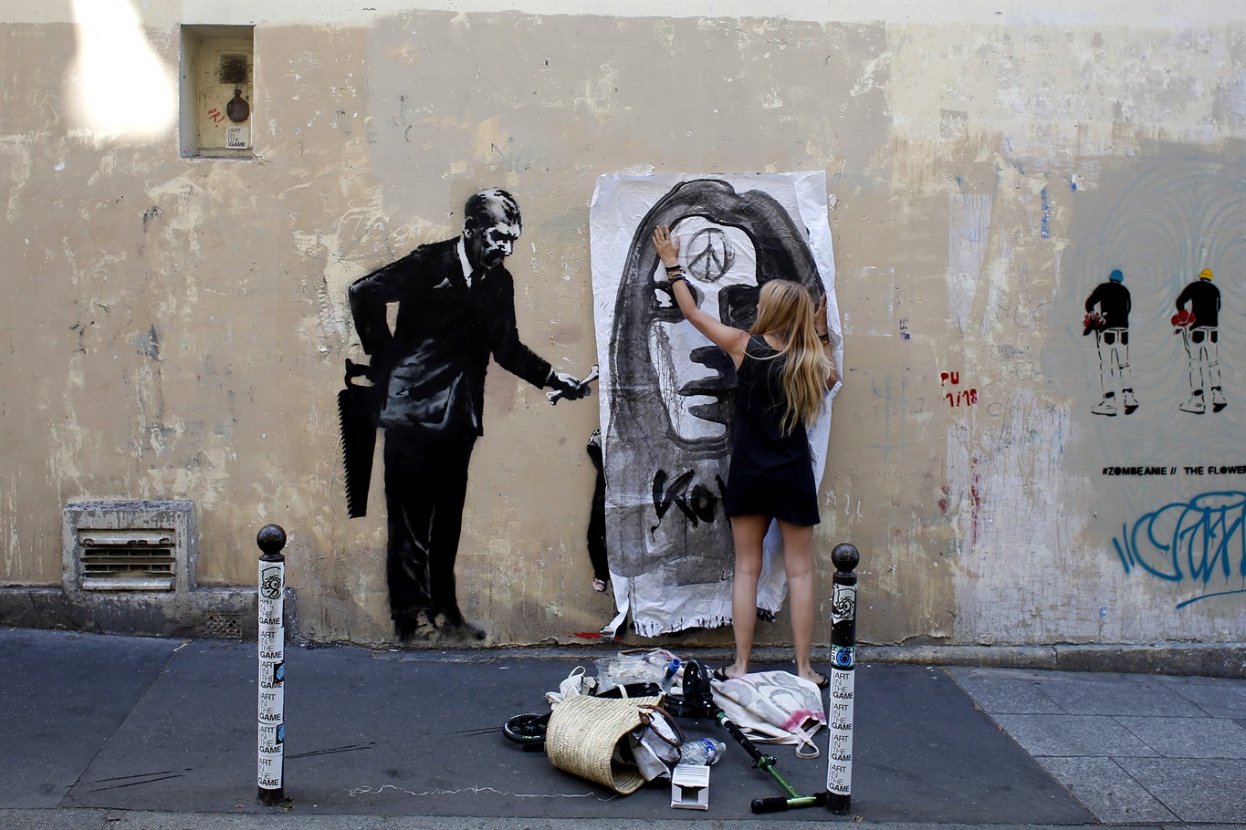 Banksy Graffiti Concrete Women Urban Blonde Women Outdoors 1365x910