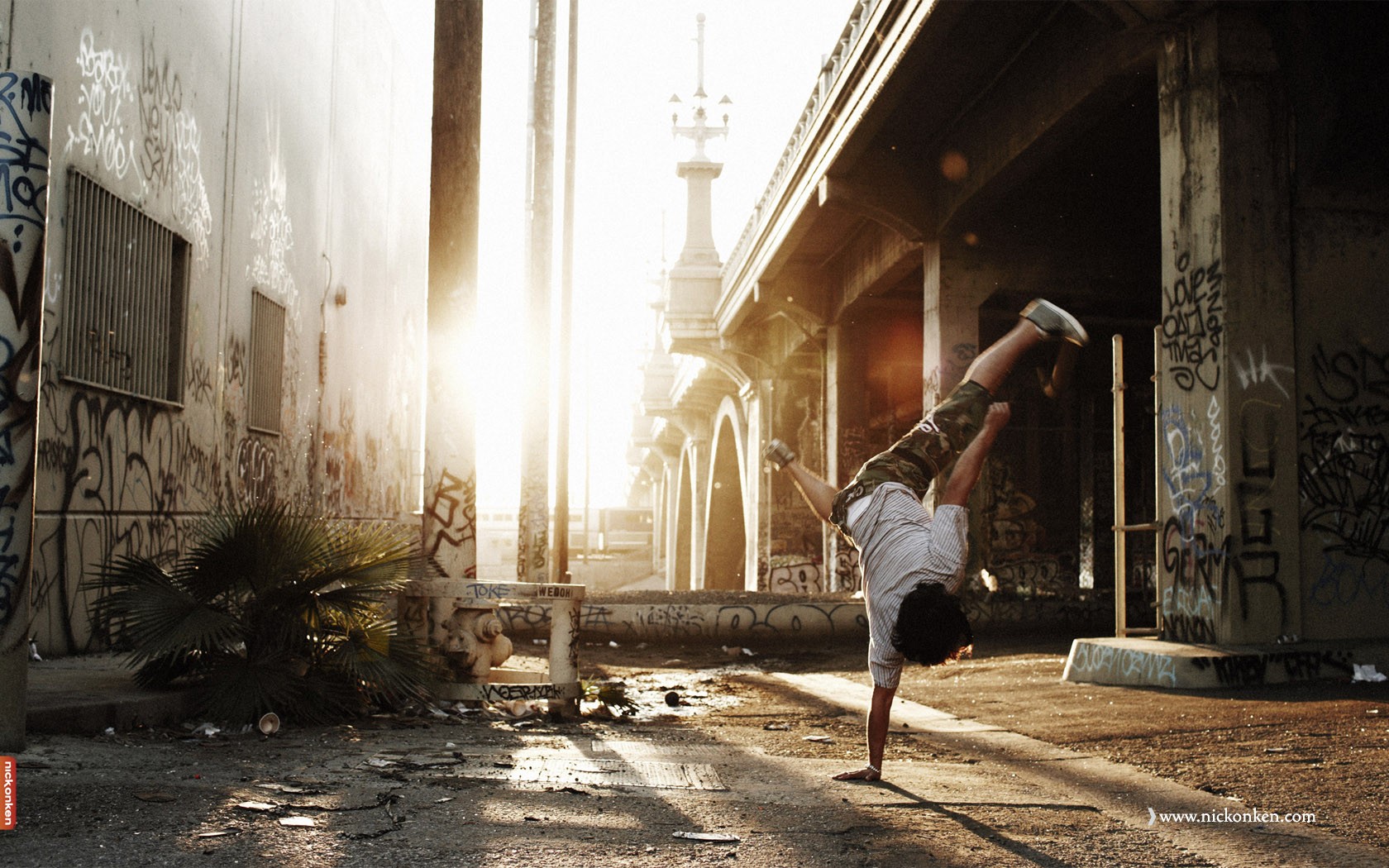 Breakdance Urban Sunlight Bridge Dancer 1680x1050