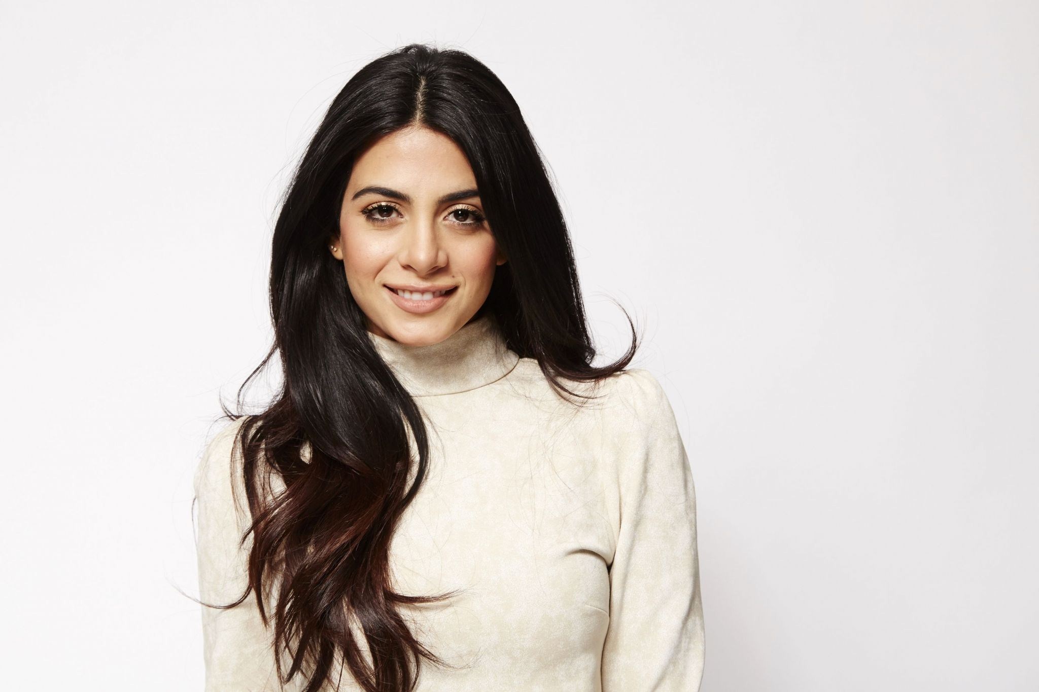 Emeraude Toubia Actress Brunette Brown Eyes Smiling Canadian Women 2048x1365