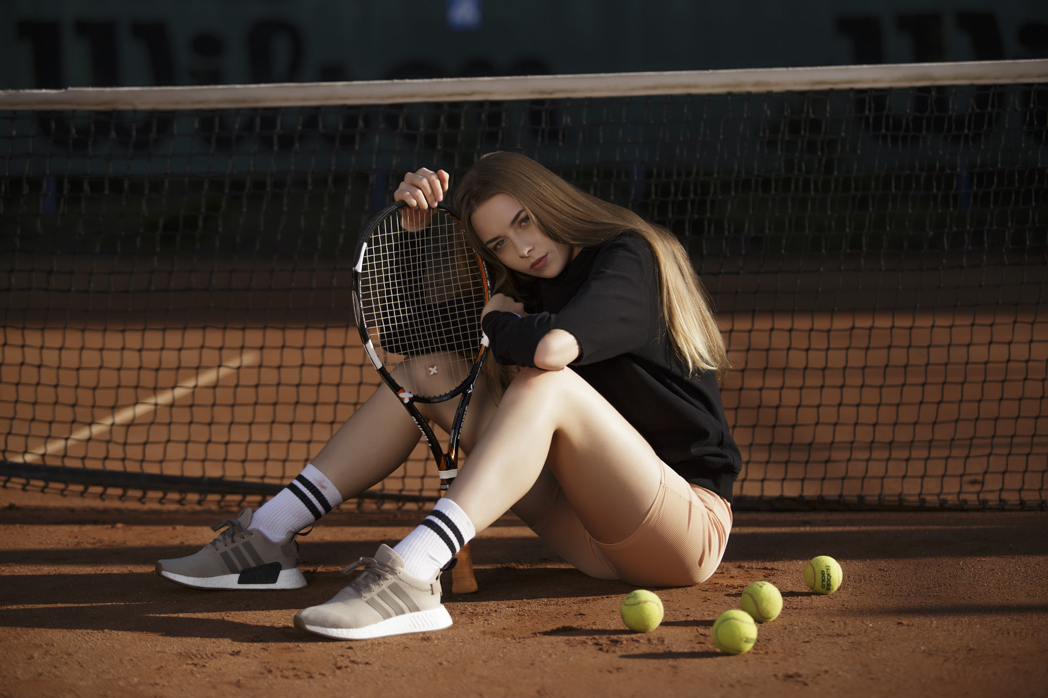 Ukasz Struzik Portrait Tennis On The Floor Brunette Sunlight Looking At Viewer Sitting Women Model S 2048x1365