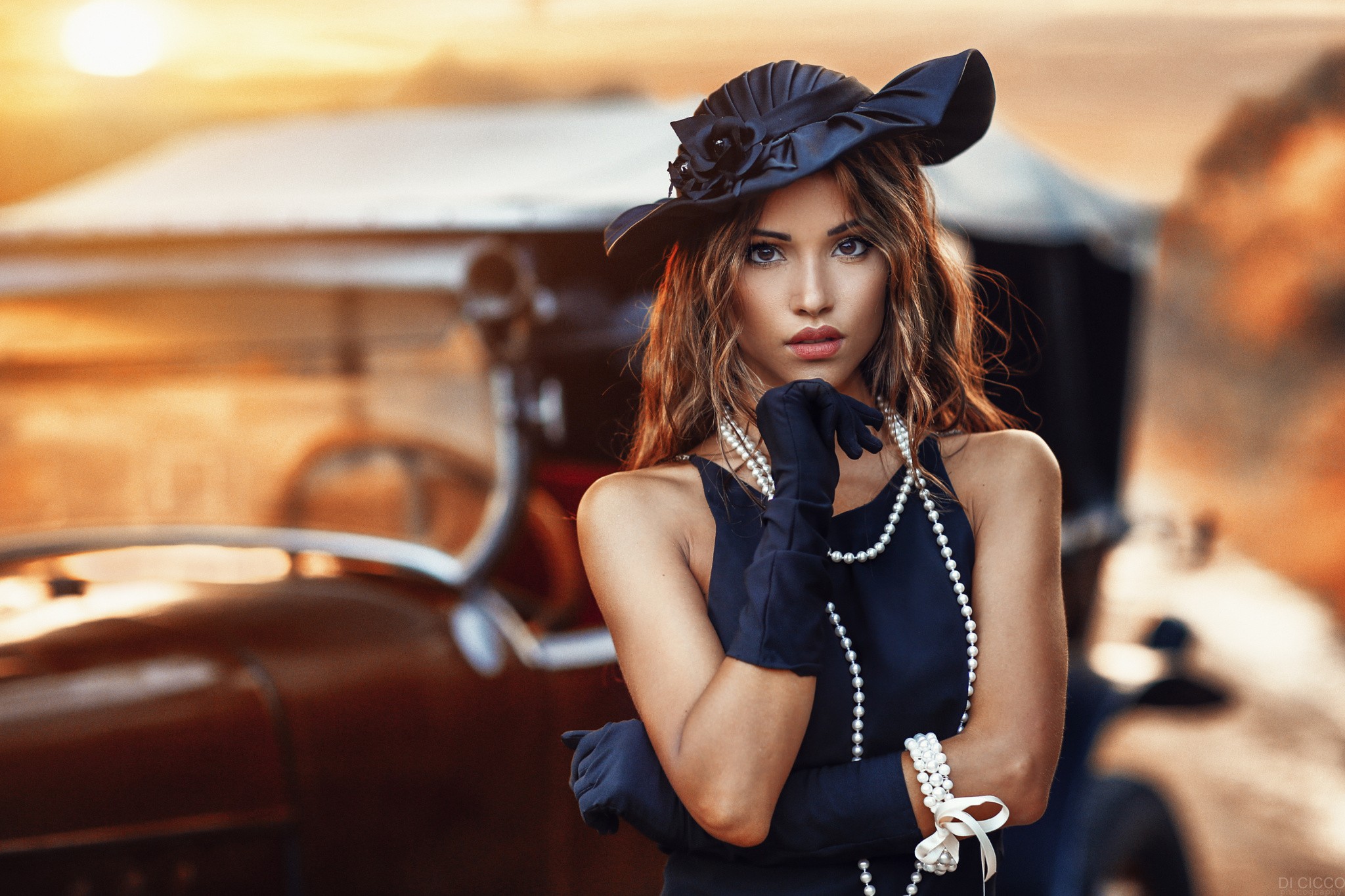 Women Model Face Brunette Brown Eyes Hat Gloves Pearls Portrait Women Outdoors Dress Alessandro Di C 2048x1365