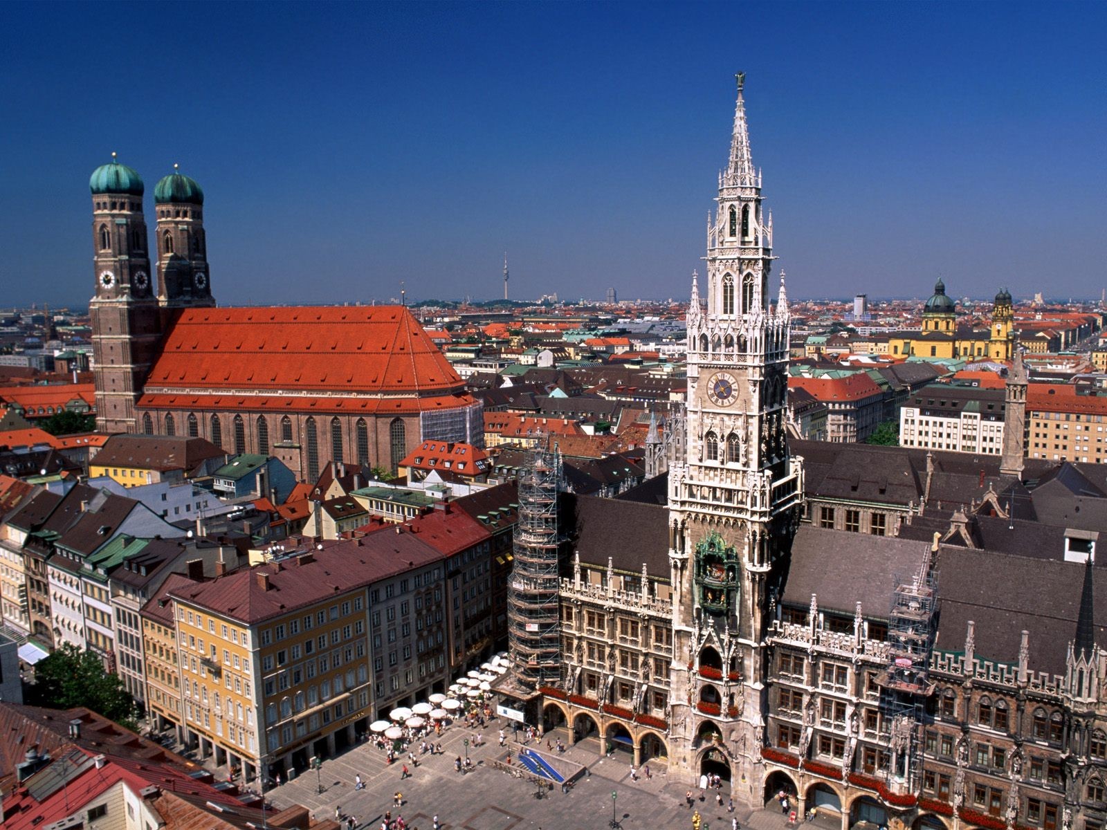 Munich Germany Gothic Town Square City Cityscape 1600x1200