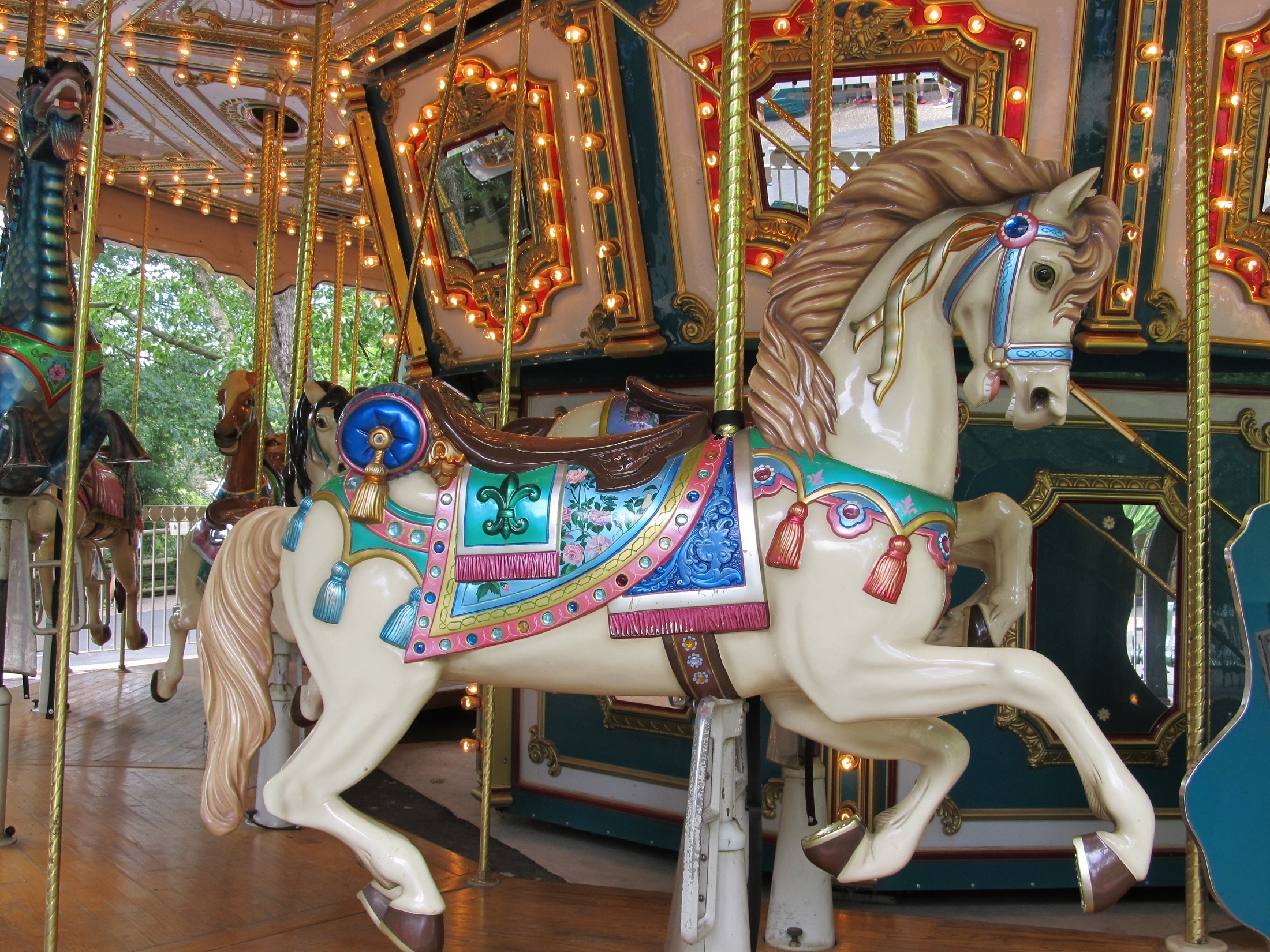 Carousel Horse Merry Go Round 2200x1650