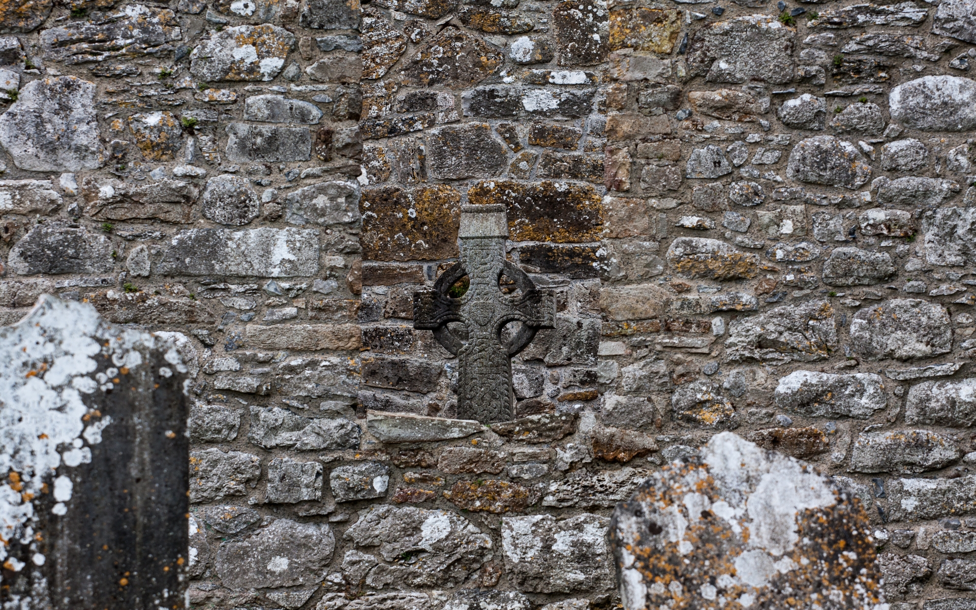 Clonmacnoise Ireland Cross Monastery 1920x1200