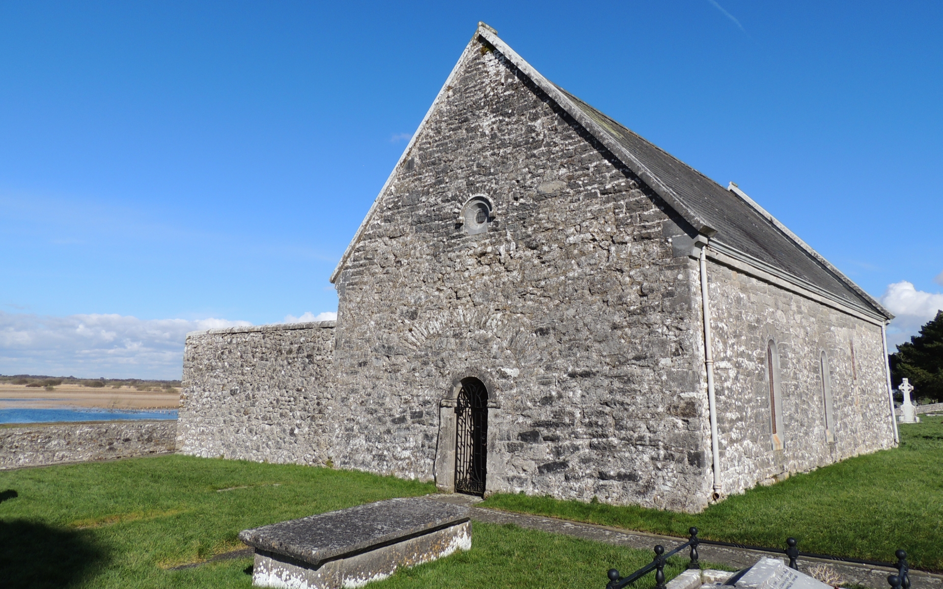 Clonmacnoise Ireland Cross Monastery 1920x1200