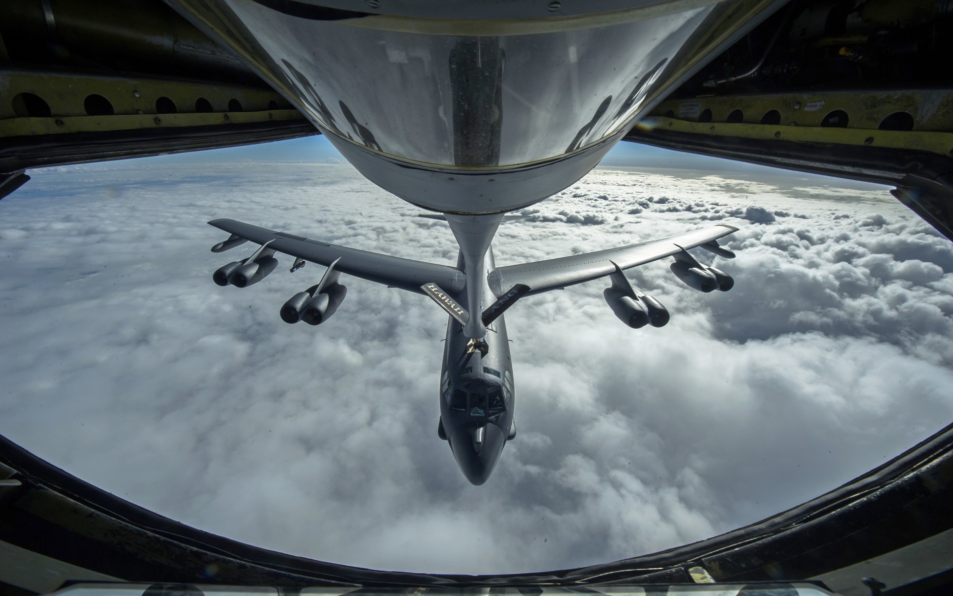 Mid Air Refueling Aircraft Boeing B 52 Stratofortress Sky Clouds Boeing KC 135 Stratotanker 1920x1200