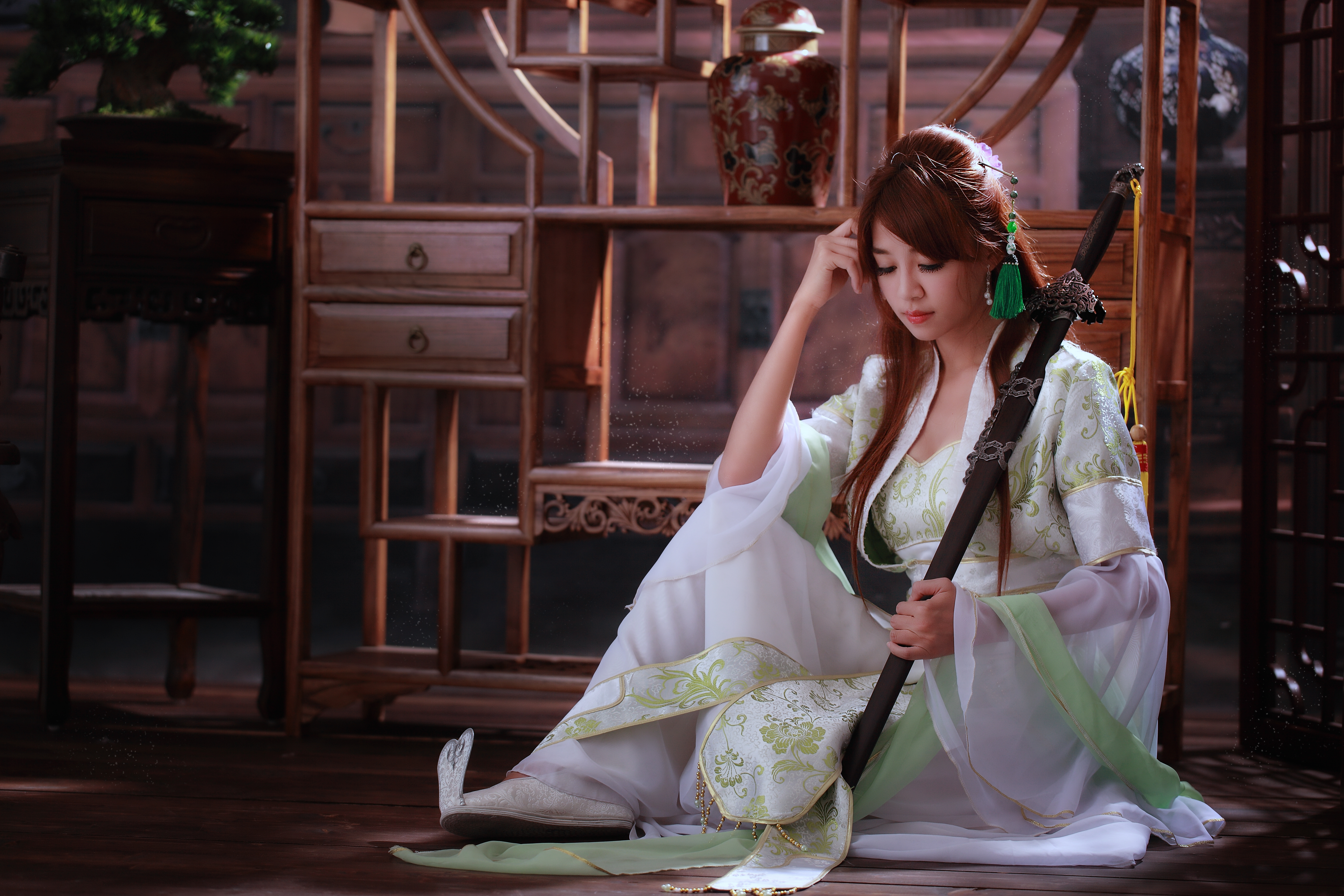 Girl Woman National Dress Asian Sword Vase Xi O Z 5616x3744