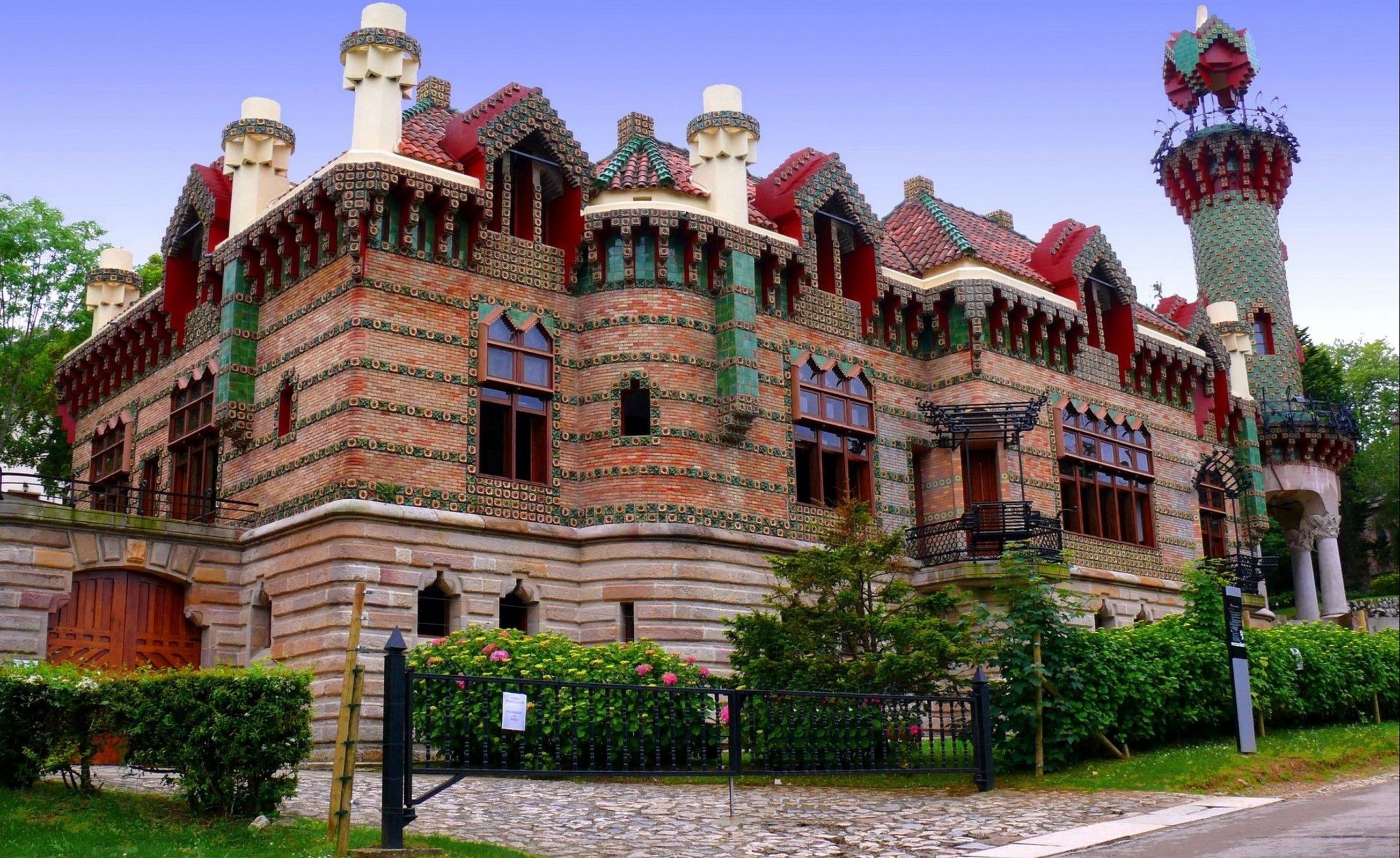 Gran Canaria Spain Old Building Cityscape 2609x1600