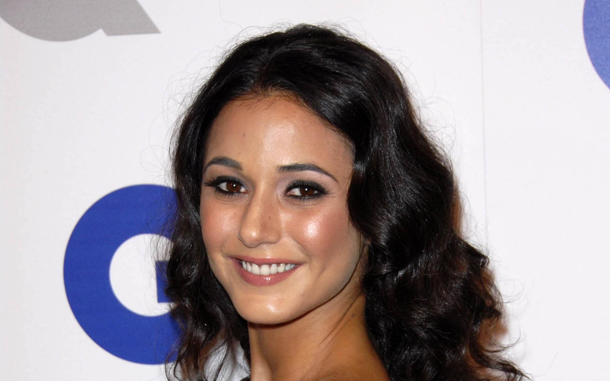 Emmanuelle Chriqui Actress Canadian 2560x1600