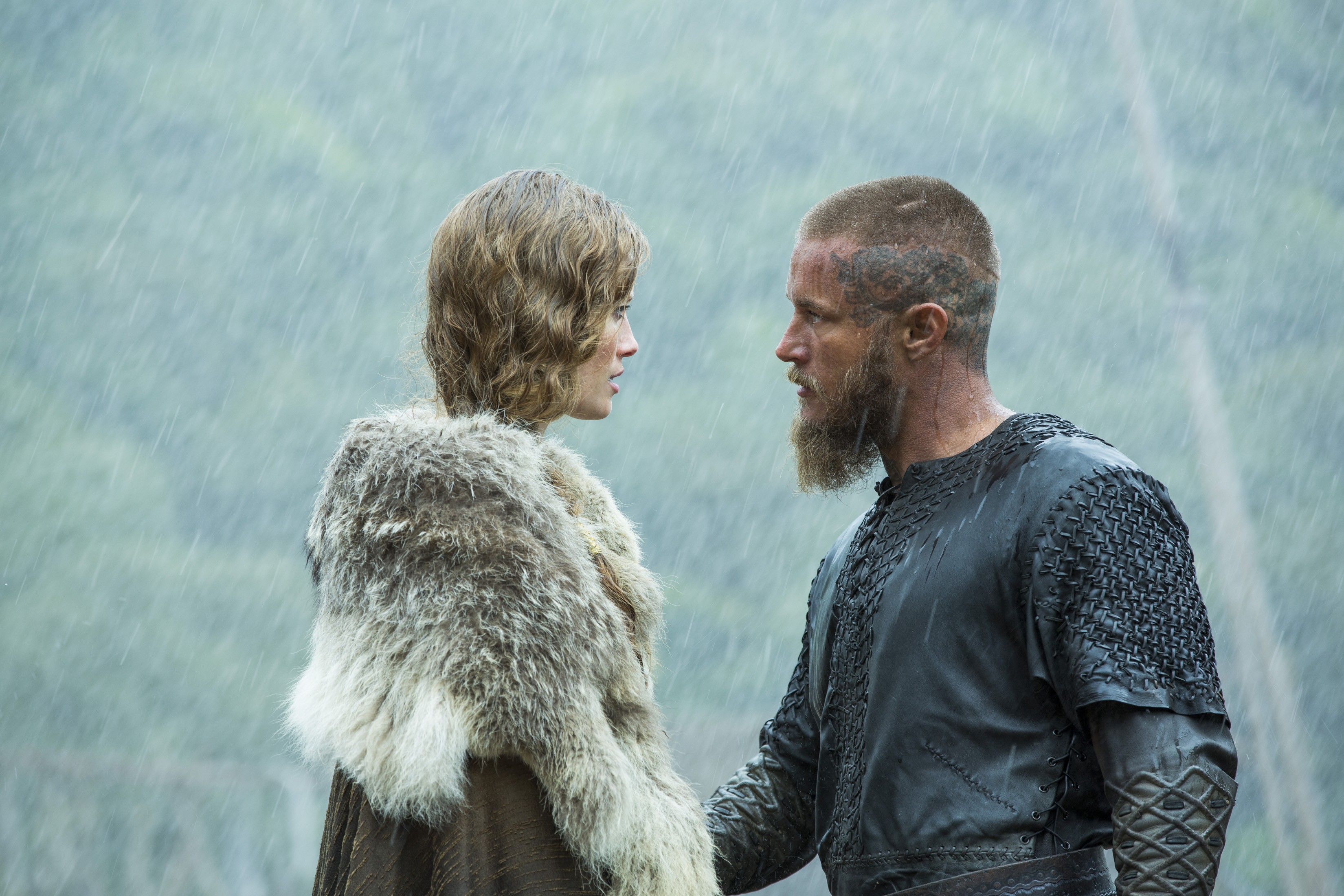 Vikings Vikings TV Series Alyssa Sutherland Aslaug Travis Fimmel 3300x2200