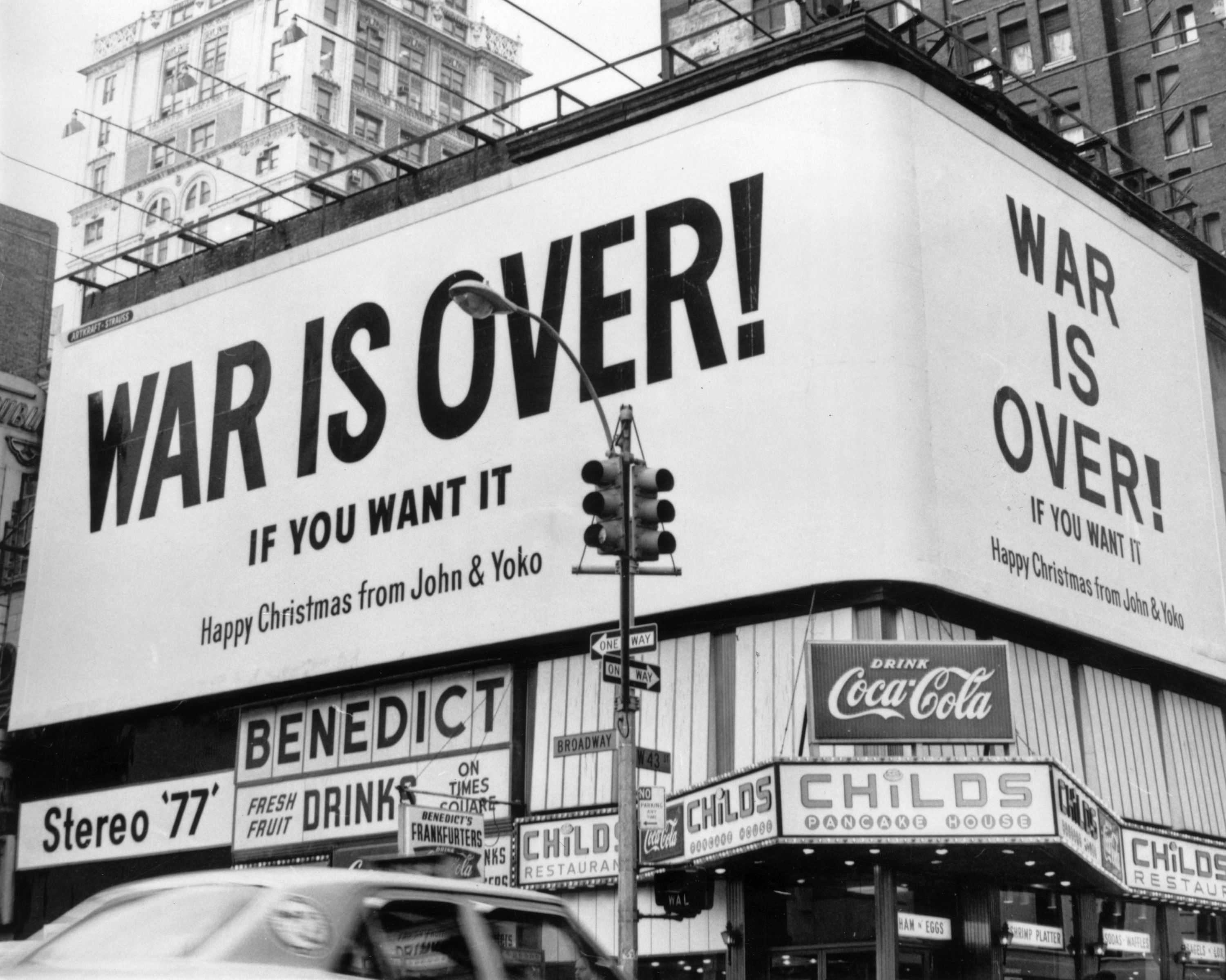 John Lennon Yoko Ono Protestors Vietnam War Poster New York City USA Building 1960s Monochrome Urban 3000x2398