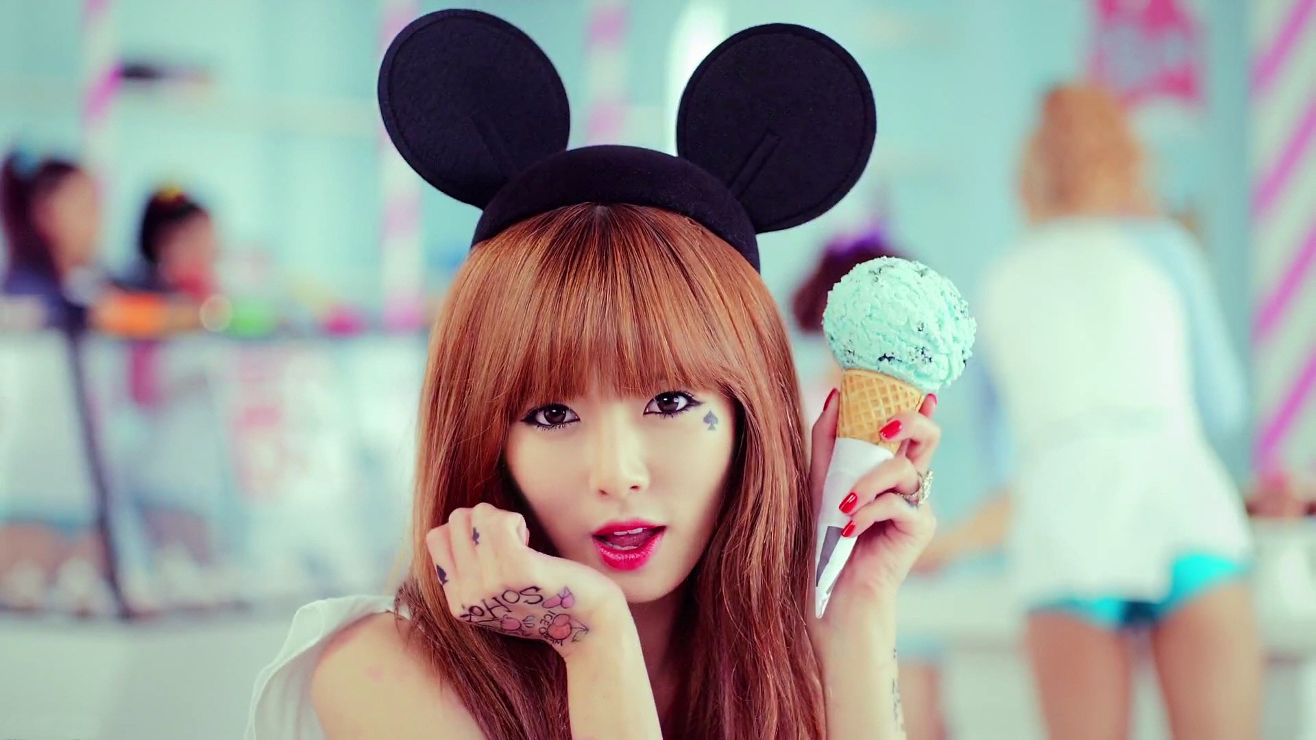 Hyuna Hair Band Redhead Red Lipstick K Pop Korean Singer 1920x1080