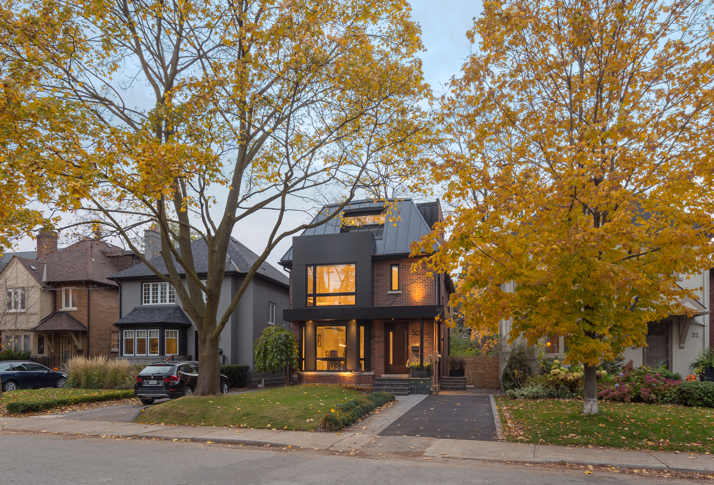 House Architecture Modern Neighborhood Street 1472x1000