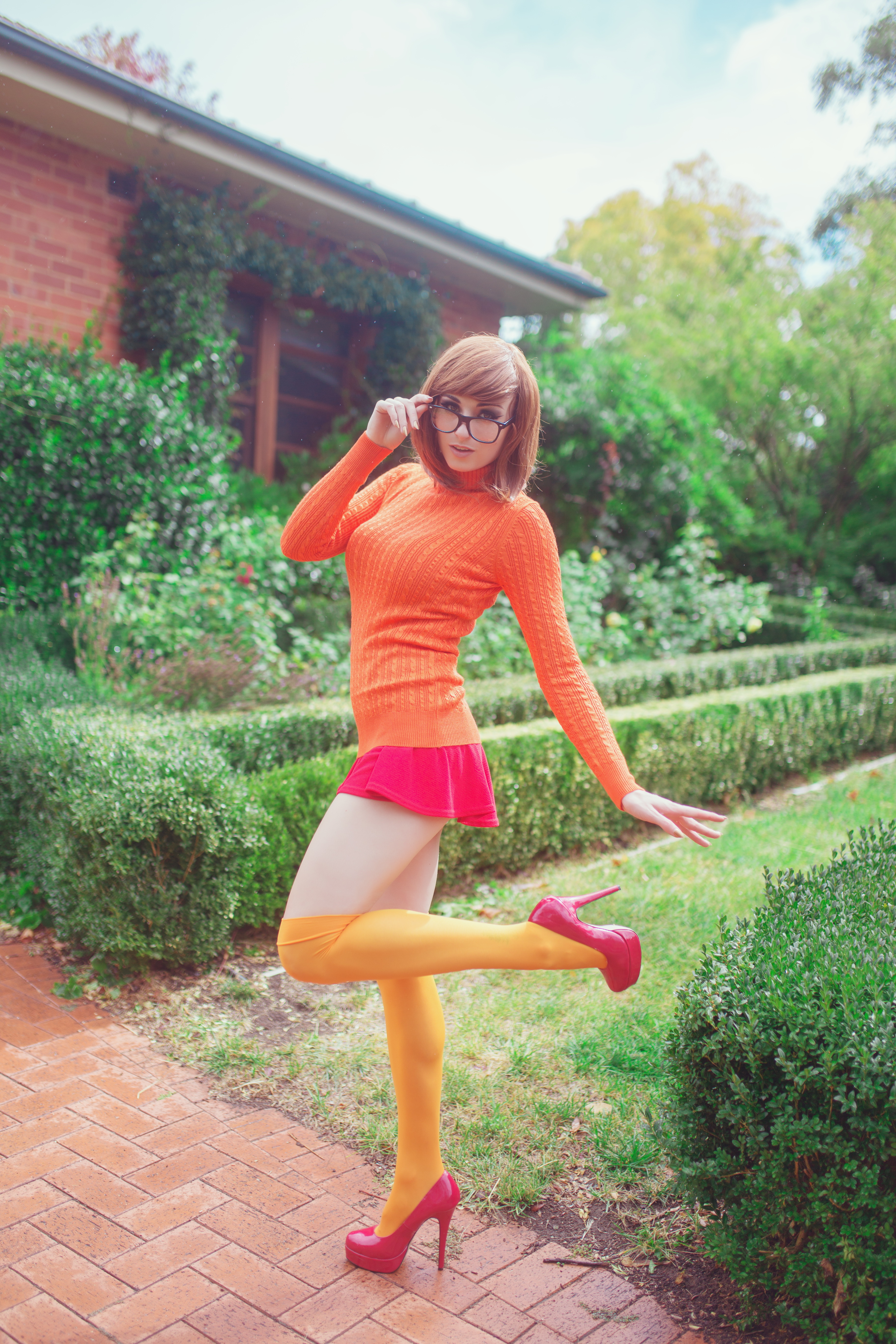 Women Model Women Outdoors Cosplay Scooby Doo Velma Dinkley Women With Glasses Turtlenecks Sweater S 3648x5472