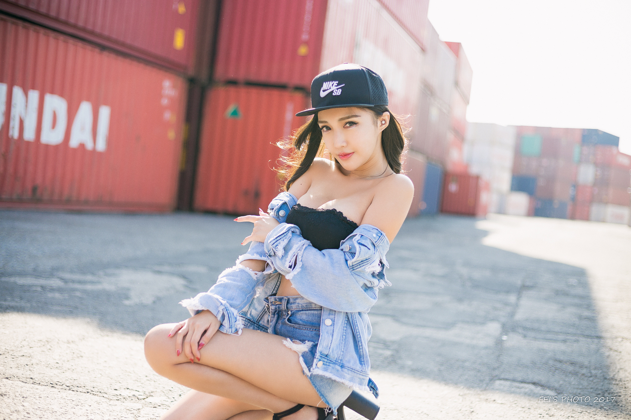 Women Model Asian Brunette Looking At Viewer Black Tops Bare Shoulders Jeans Jacket Baseball Caps Ni 2048x1365