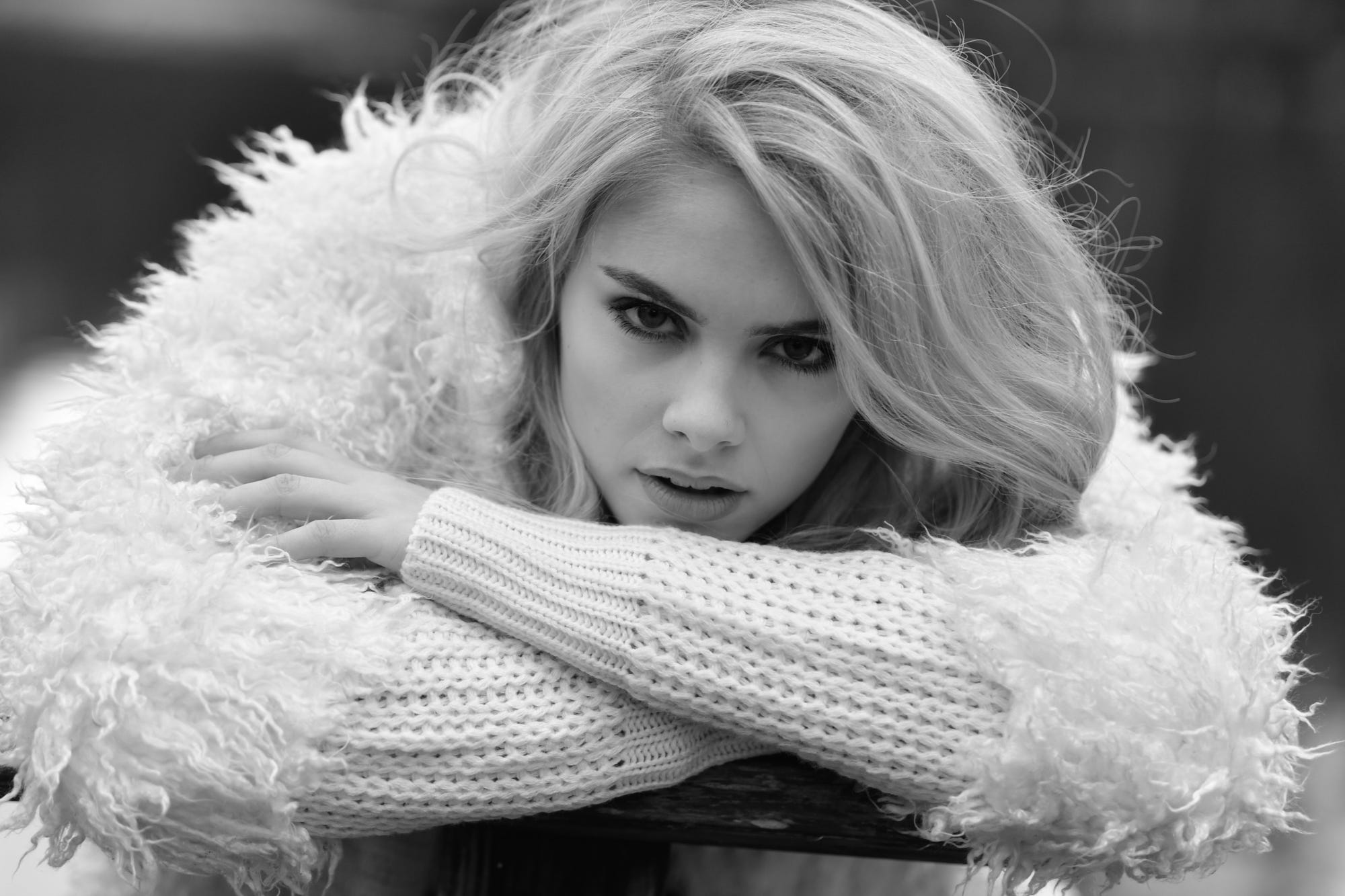 Women Model Portrait Looking At Viewer Blonde Open Mouth Monochrome Peter Muller Sweater 2000x1333