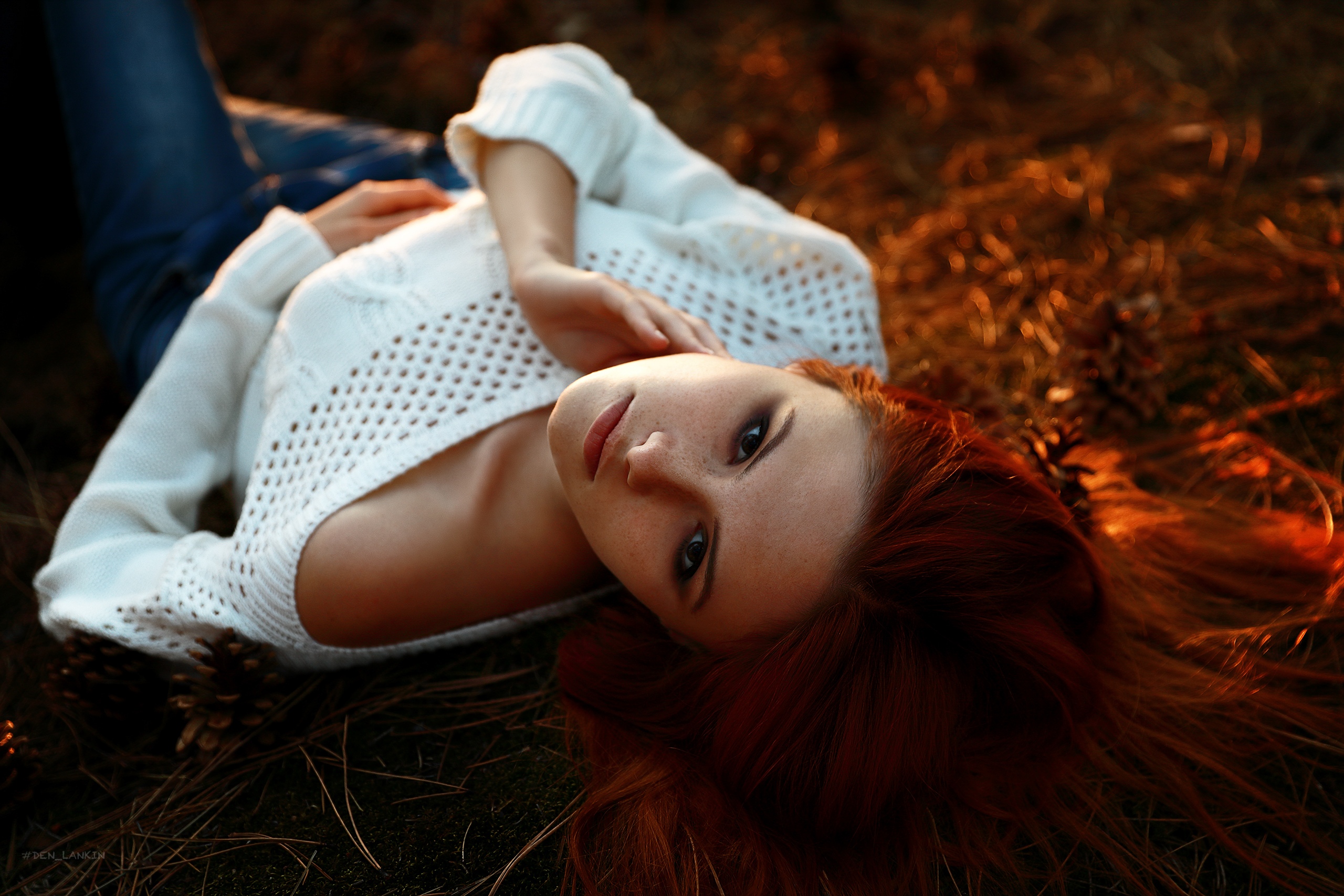 Women Model Long Hair Redhead Looking At Viewer Brown Eyes Freckles Forest Pine Cones Bokeh Bare Sho 2560x1707