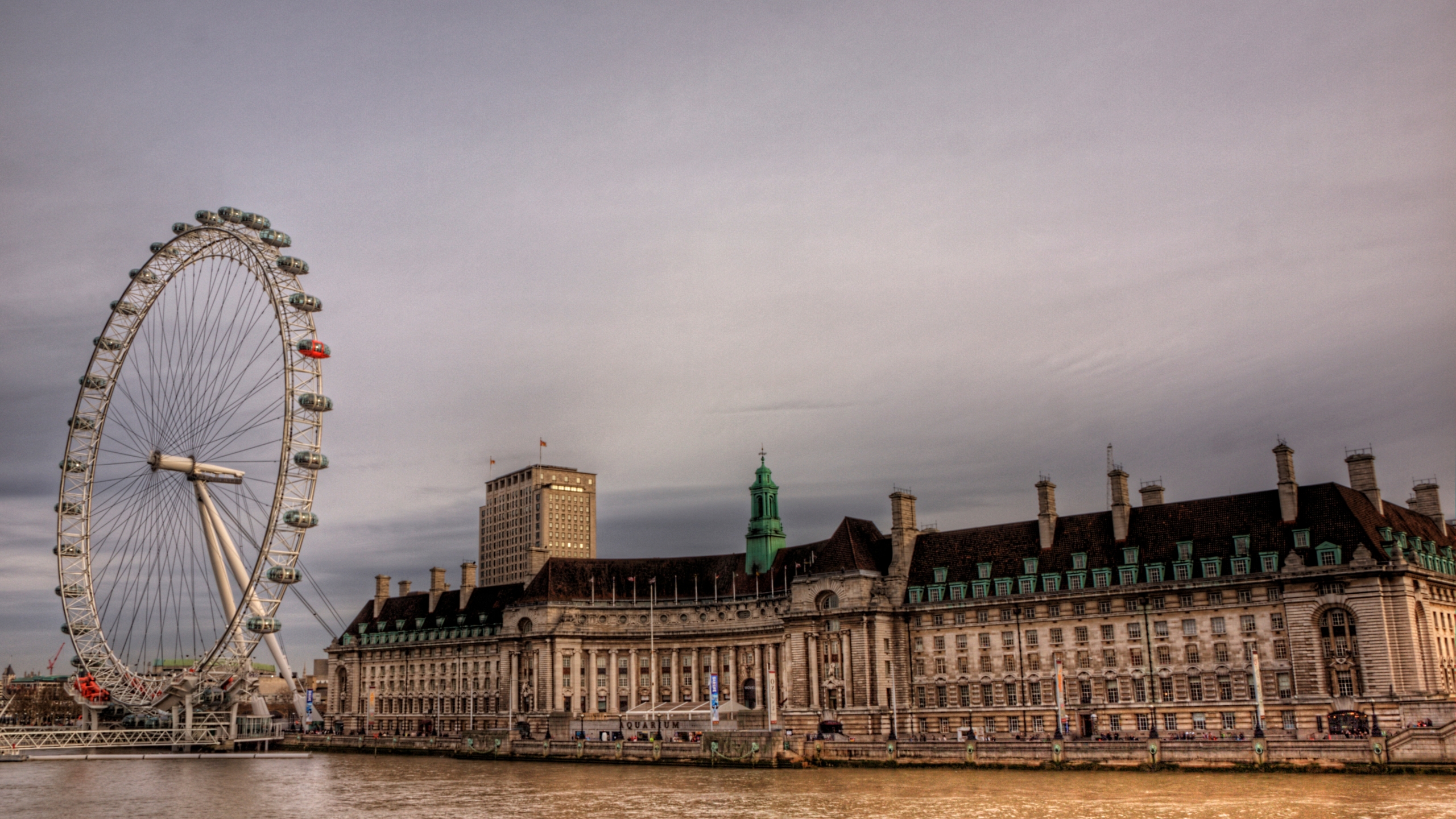 Man Made London Eye 2560x1440