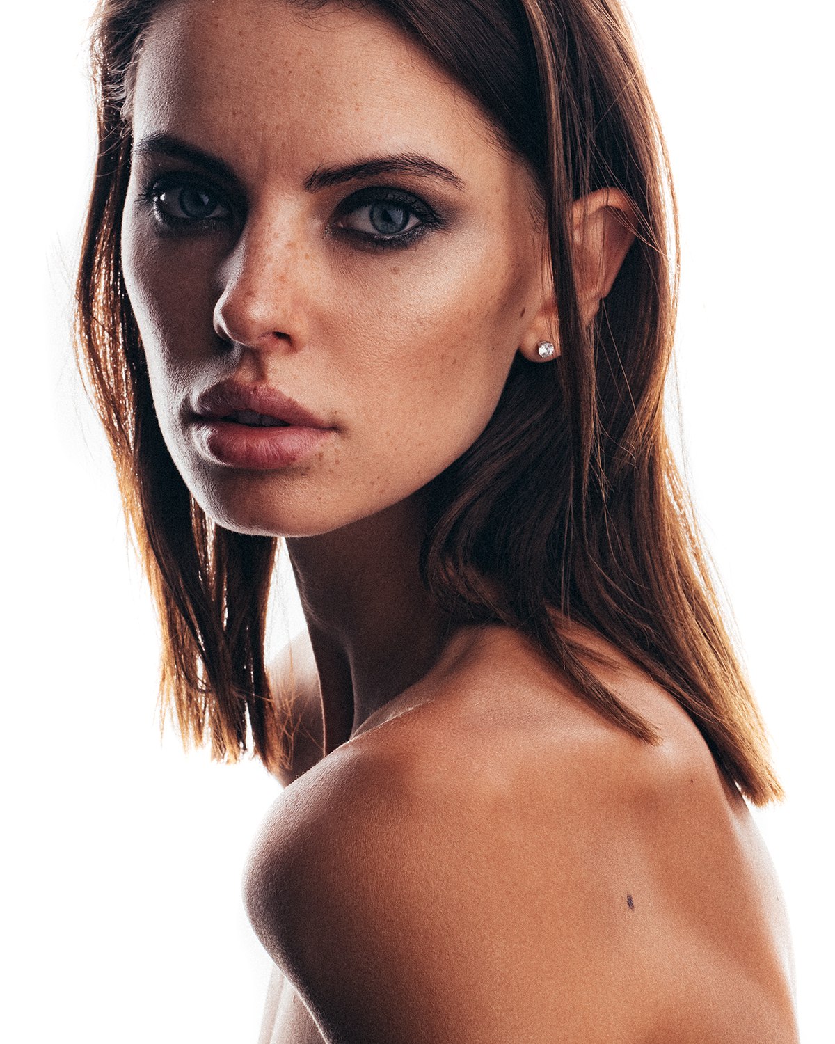 Aleksey Trifonov Portrait Face Women Model White Background 1200x1500