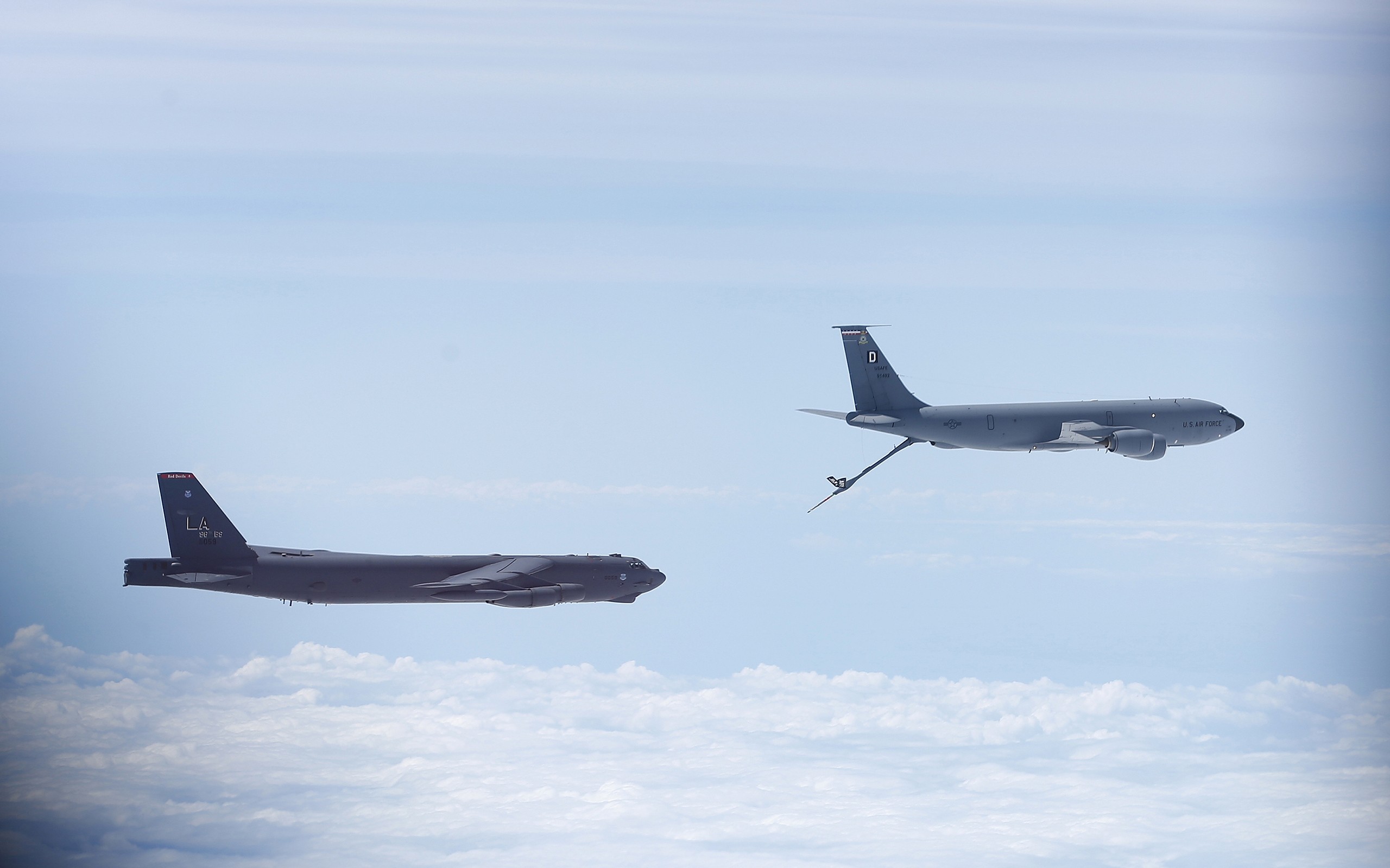 Boeing B 52 Stratofortress Boeing KC 135 Stratotanker Aircraft Military Aircraft Strategic Bomber Bo 2560x1600