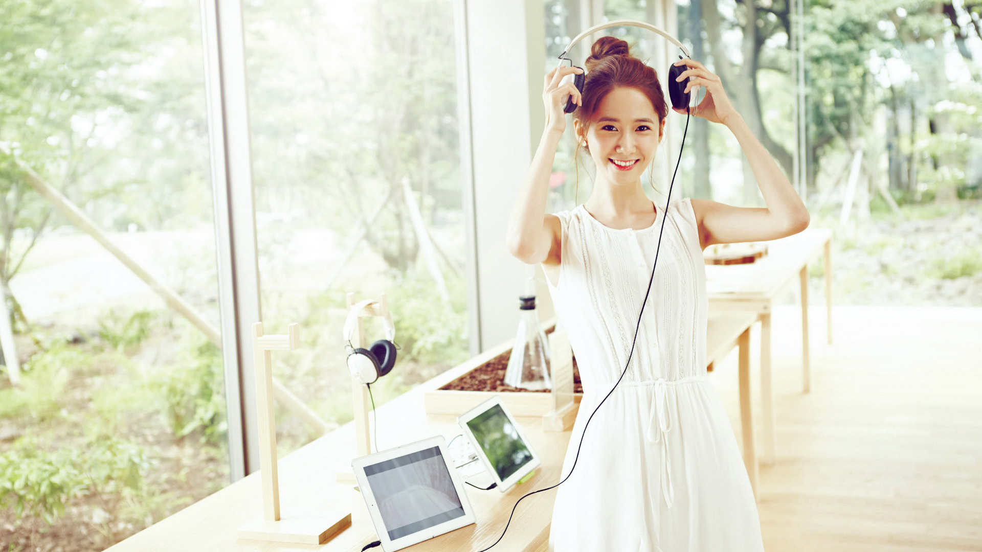 Model Women Photography Asian Yoona SNSD Girls Generation Headphones 1920x1080