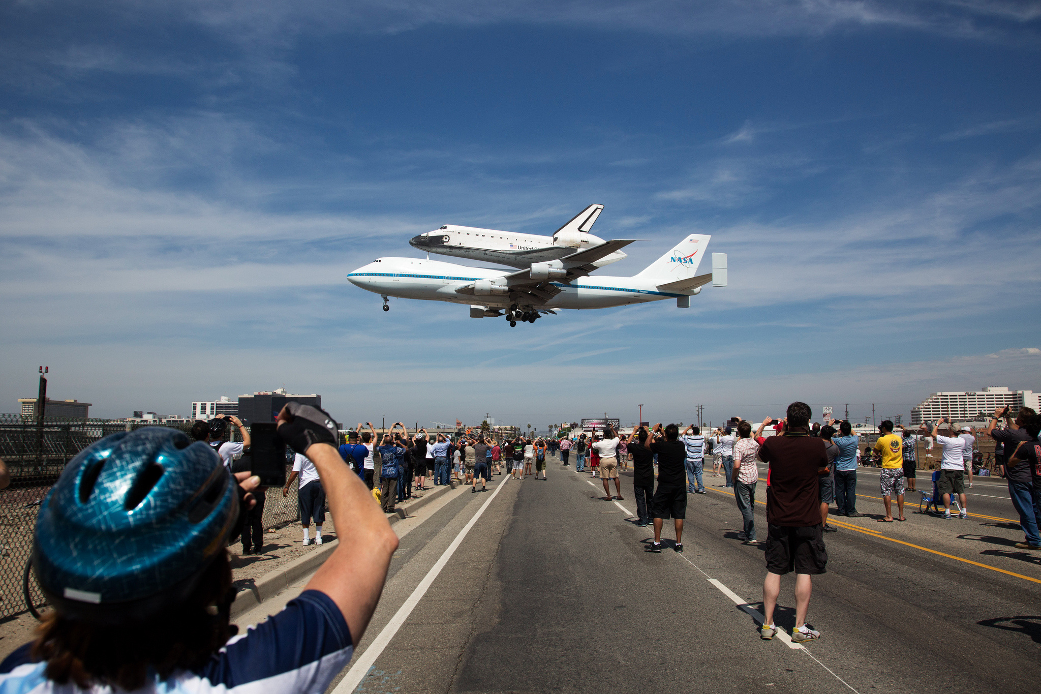 Shuttle Airplane NASA Space Shuttle 2048x1365