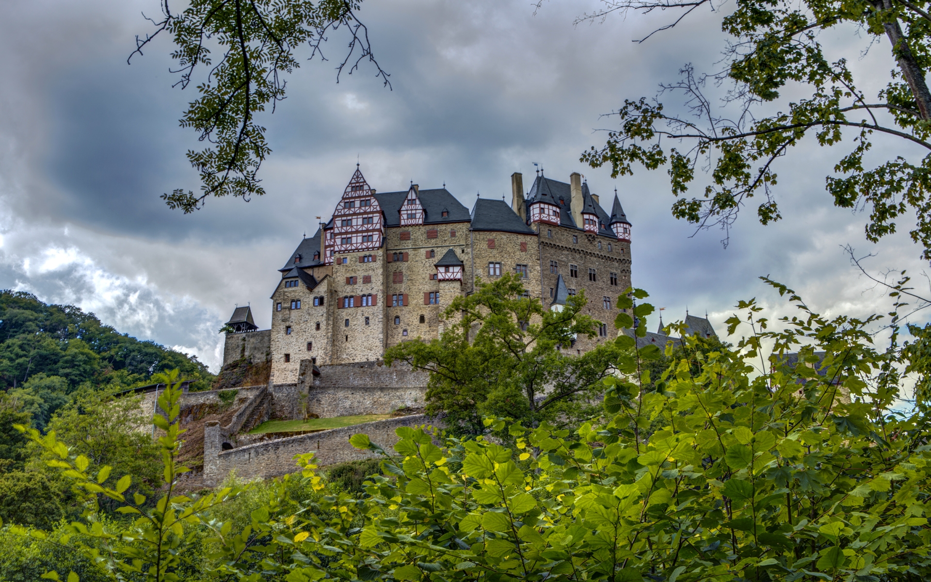 Man Made Eltz Castle 1920x1200