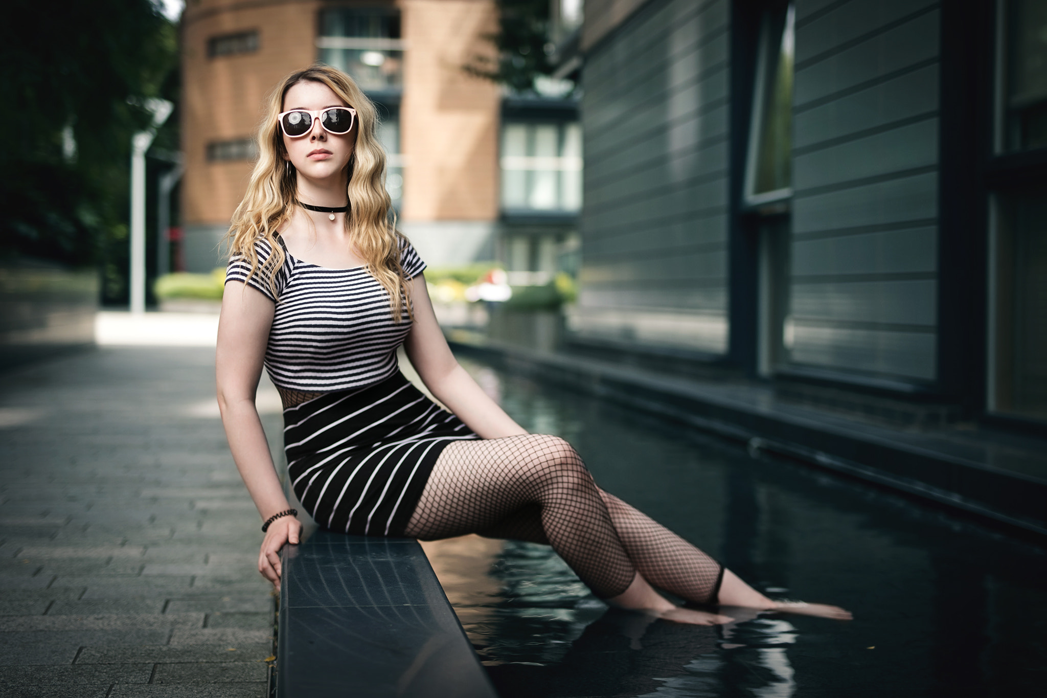 Kieran Kerrigan Women Outdoors Urban Women With Shades Women Legs Model 500px 2048x1365