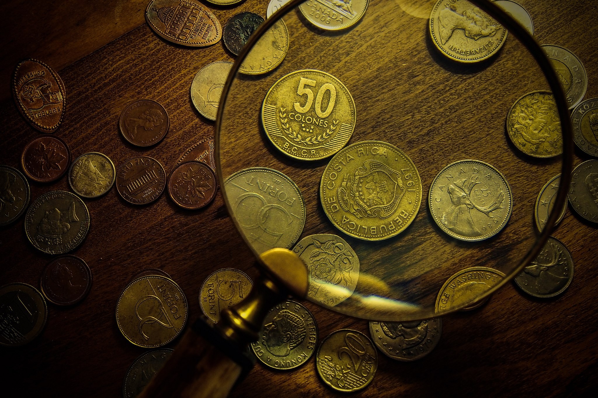 Currency Money Magnifying Glass 2048x1365