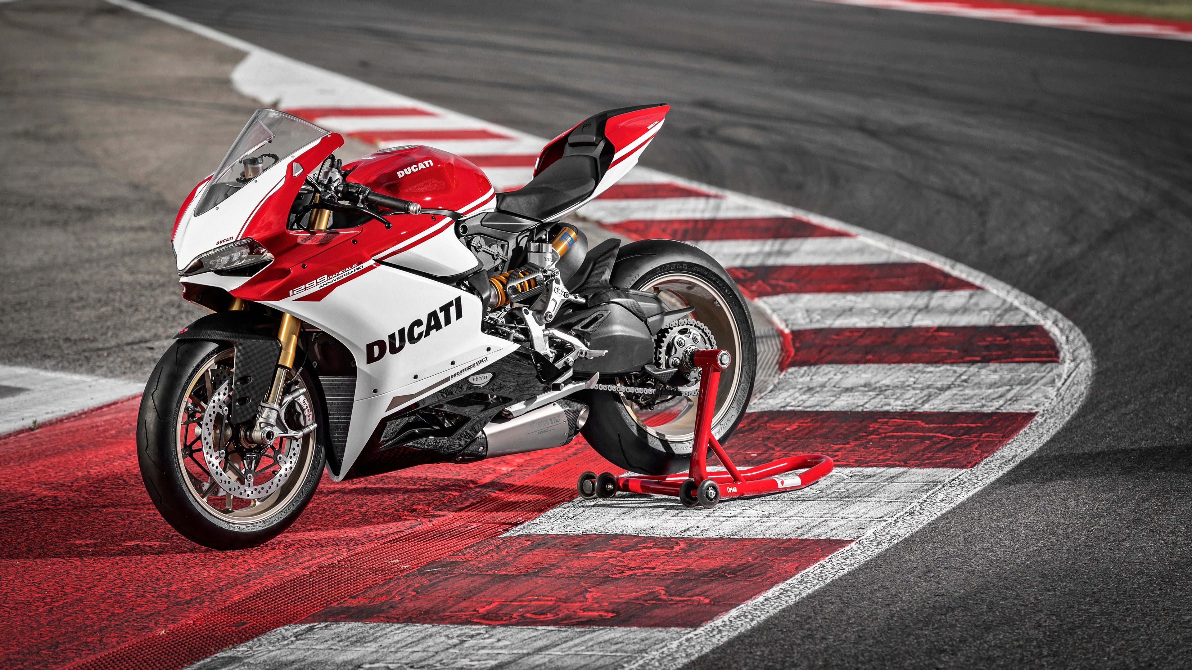 Ducati Superbike Racing Race Motorclyes Race Tracks Racer Vehicle Motorcycle Brembo Ohlins Panigale  3840x2160