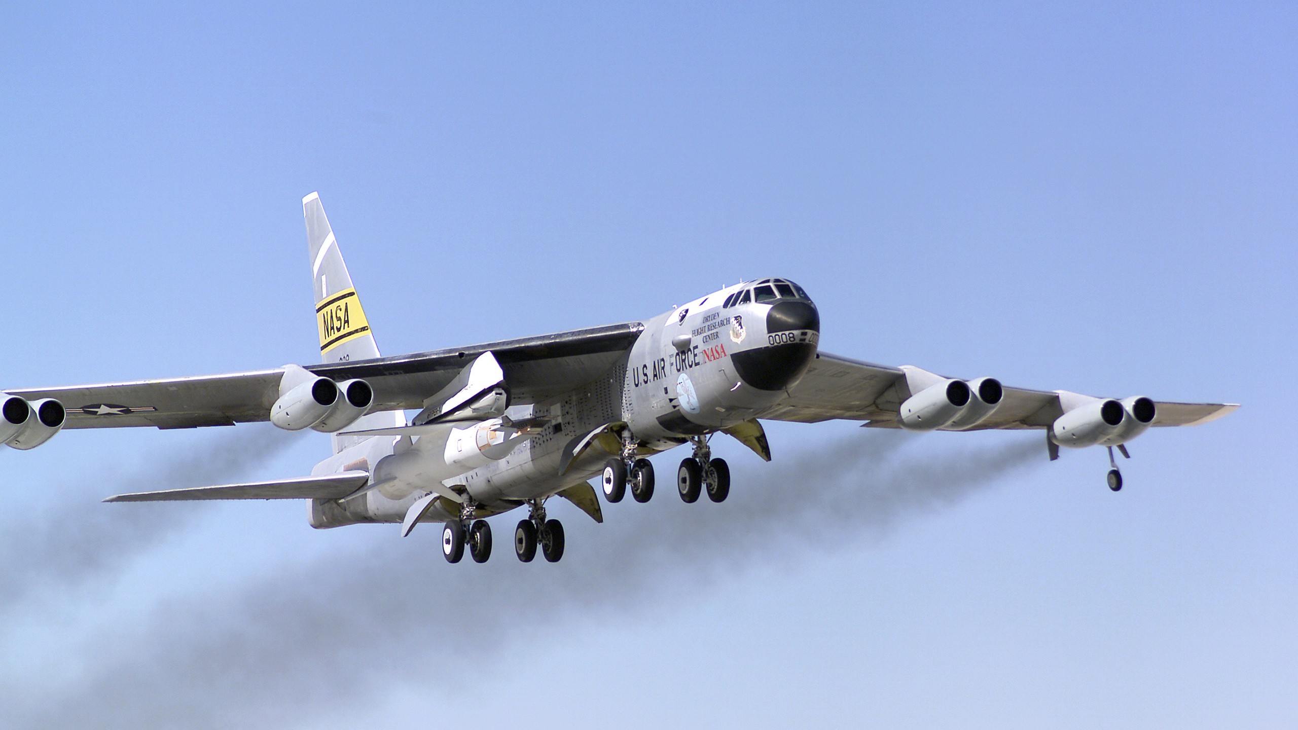 Airplane Boeing Boeing B 52 Stratofortress NASA 2560x1440