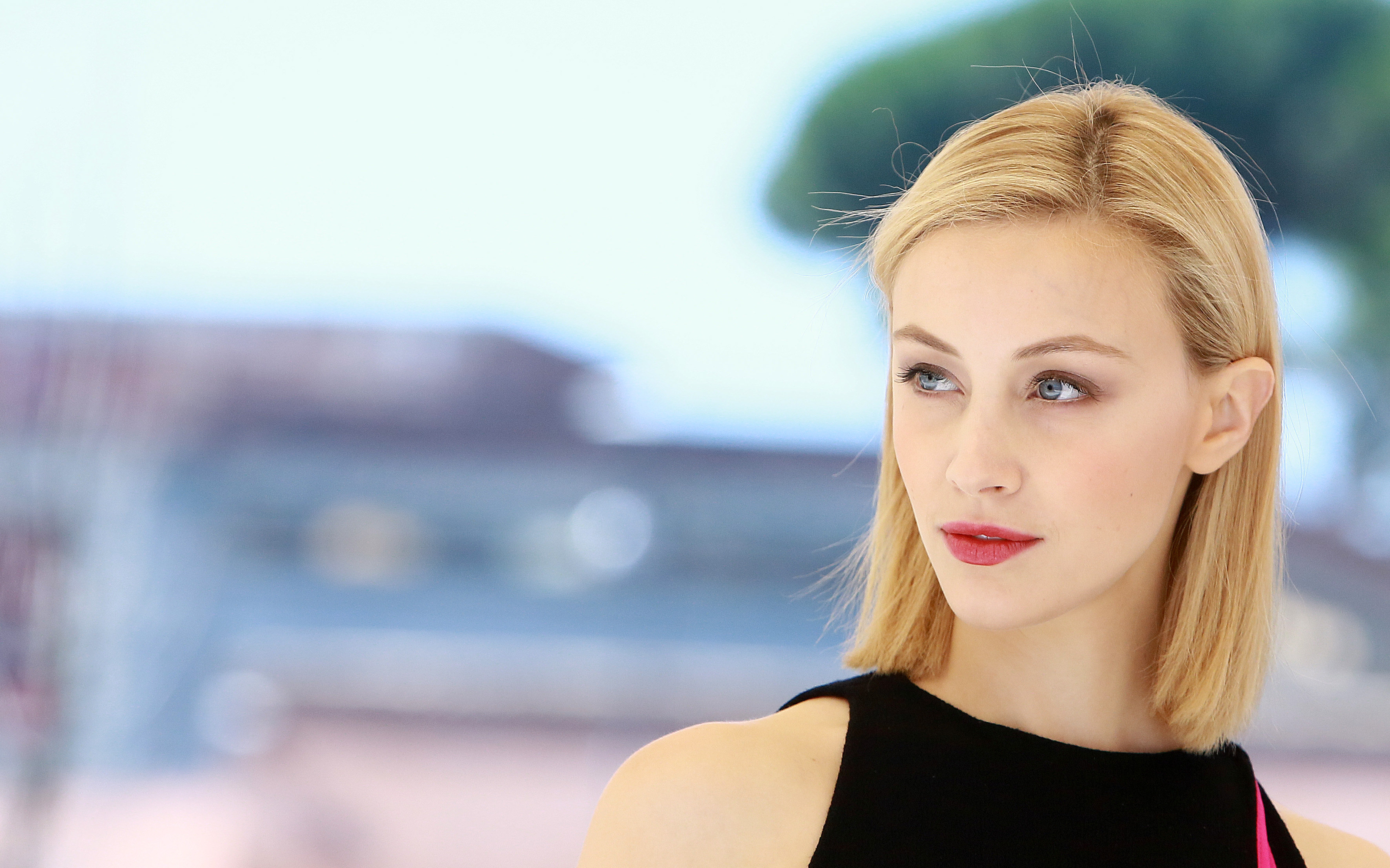 Sarah Gadon Canadian Actress Blonde Blue Eyes 3200x2000