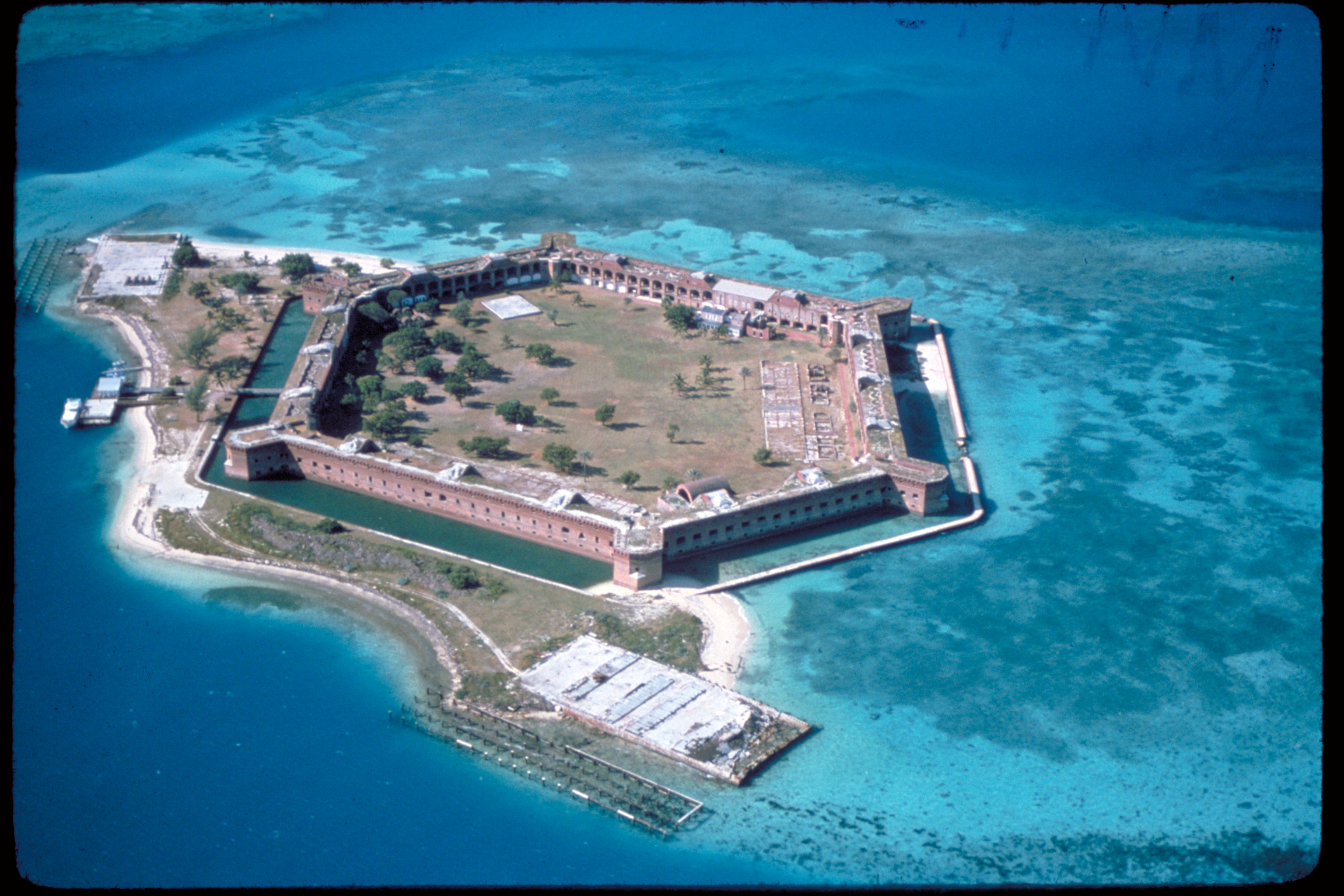 Man Made Fort Jefferson 3072x2048