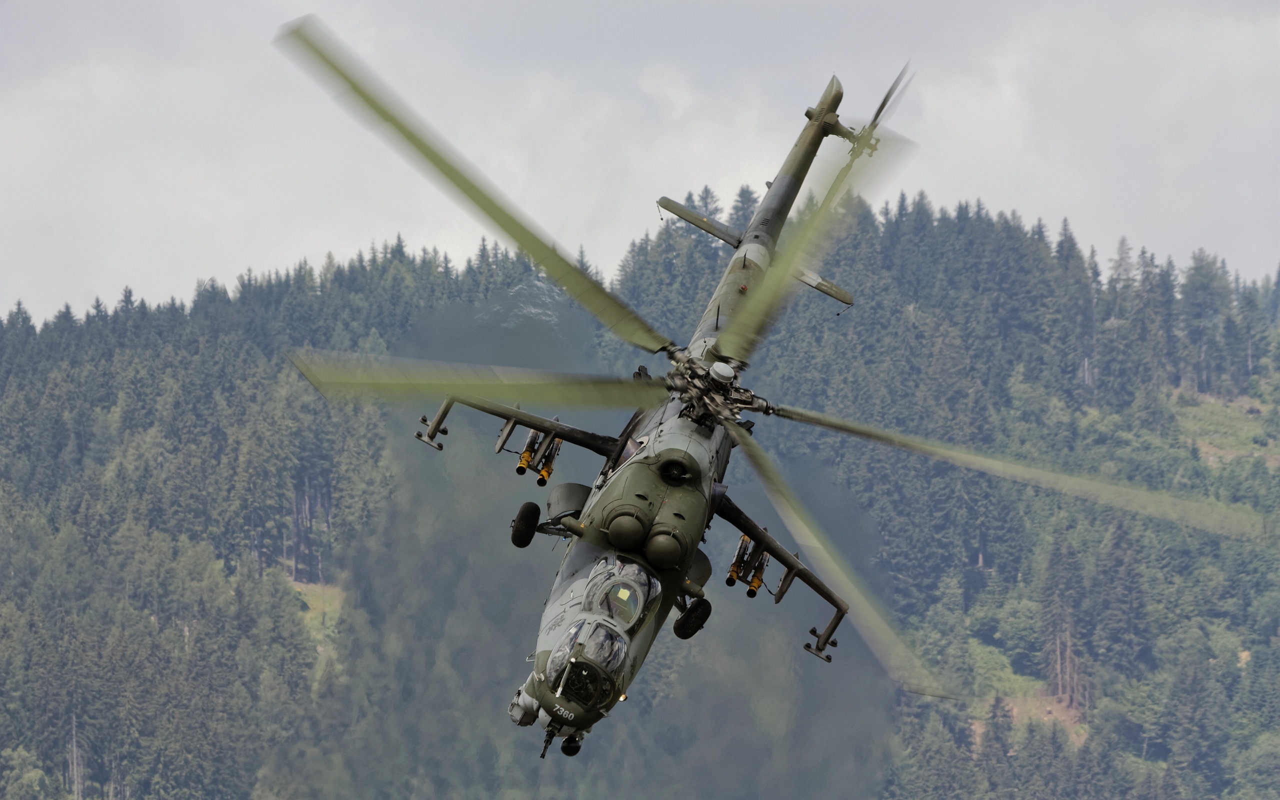 Mil Mi 24 Helicopter Attack Helicopter 2560x1600