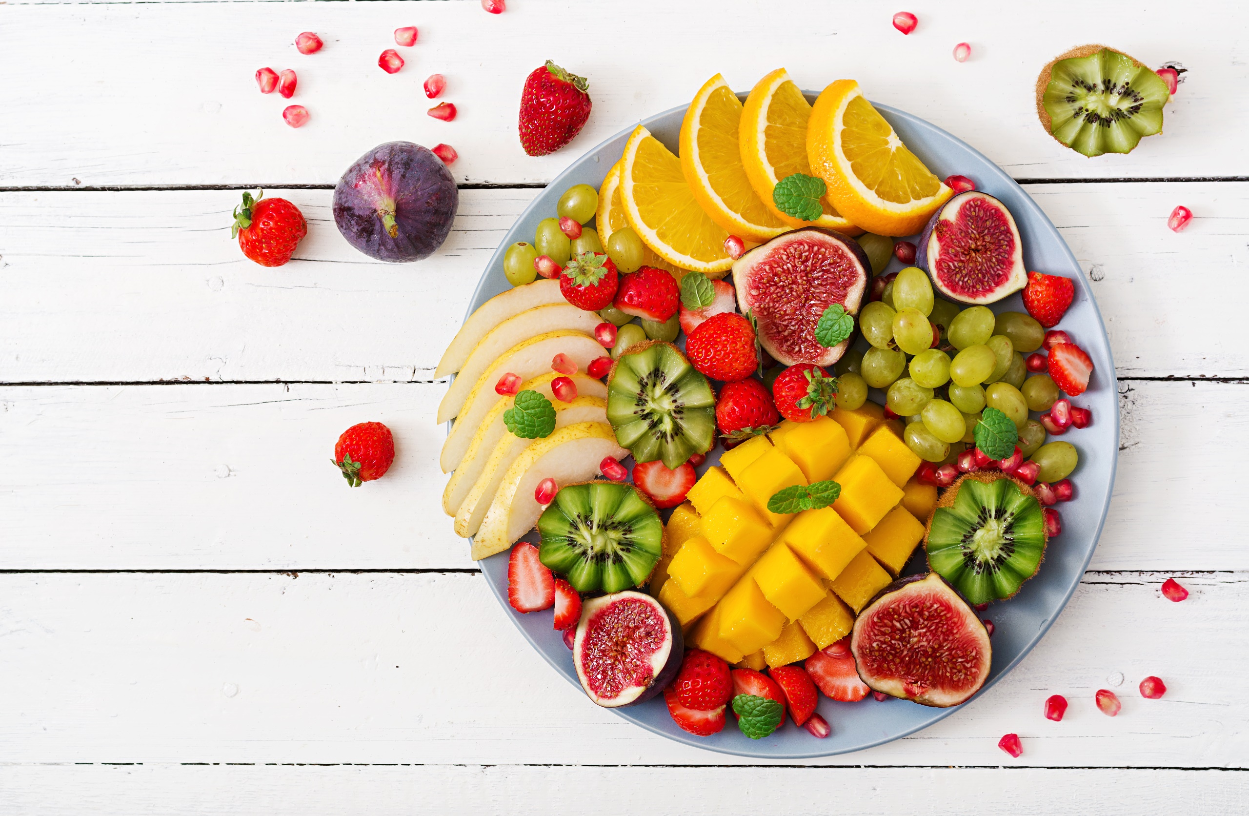 Colorful Food Fruit Berries Salad Top View Strawberries Fig Orange Fruit Kiwi Fruit Grapes Mangos Po 2560x1672