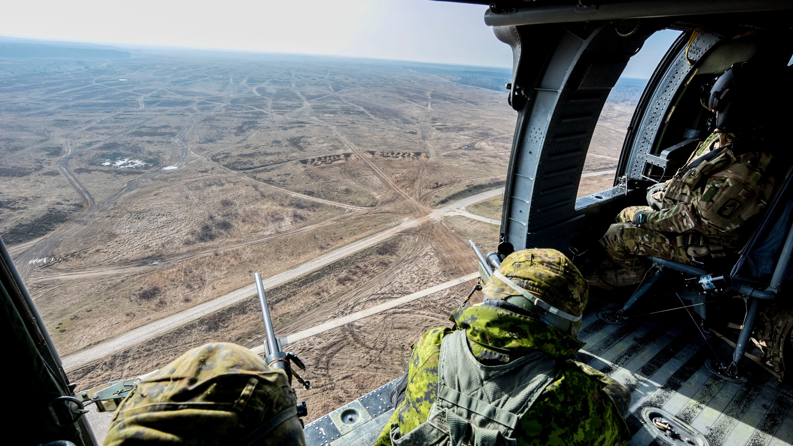 Military Helicopters Soldier Military Aircraft Poland Canadian Army Snipers Military Training 2560x1440
