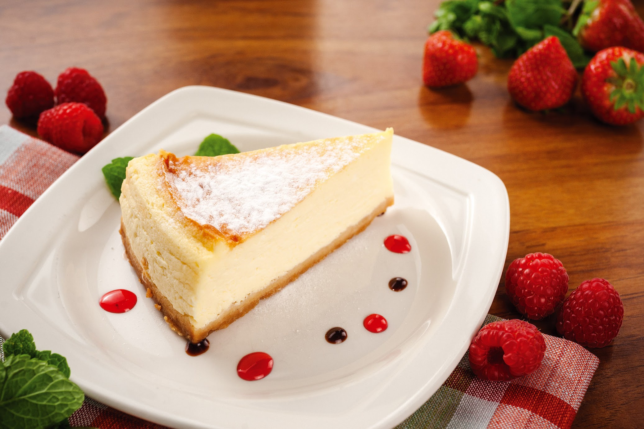 Cheesecake Dessert Pastry Raspberry Strawberry 2073x1382