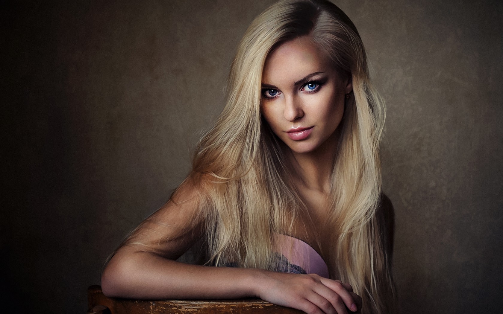 Women Long Hair Blonde Simple Background Blue Eyes Looking At Viewer Model Victoria Pichkurova 1680x1050